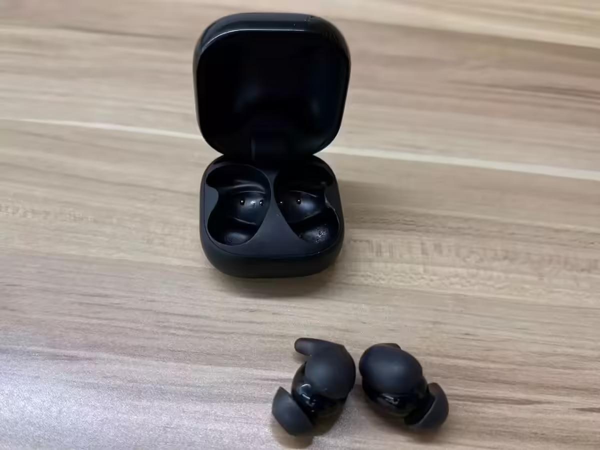 SONY LinkBuds Fit WF-LS910N Wireless Noise Canceling Earbuds – Black WFLS910N/B