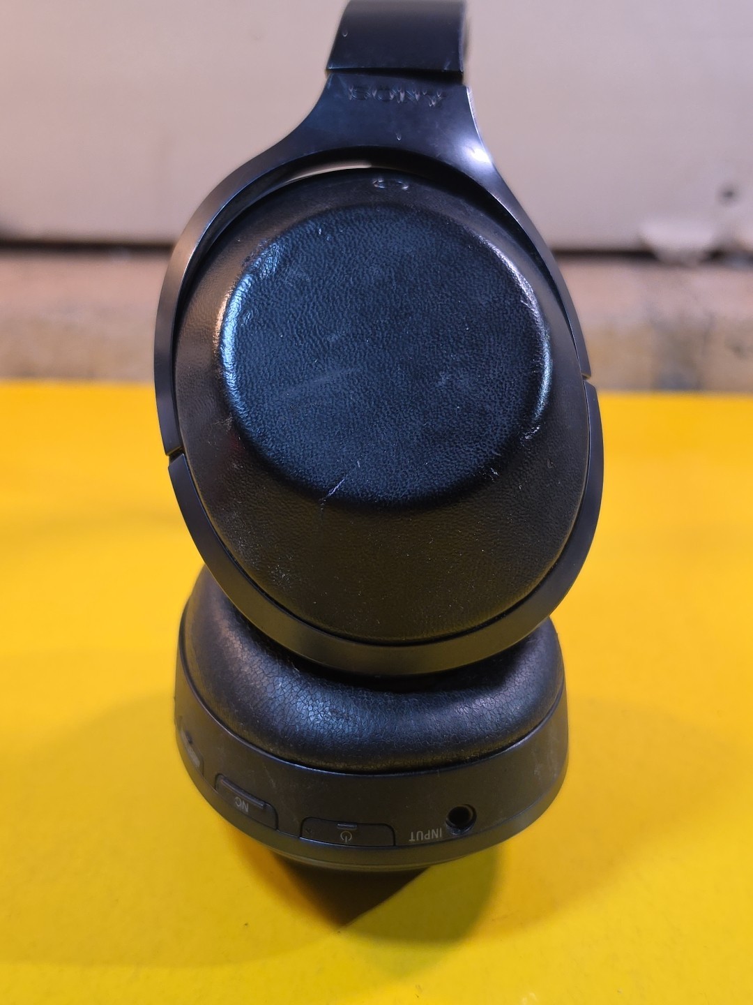 Sony MDR-1000x Noise Canceling Headphones B12