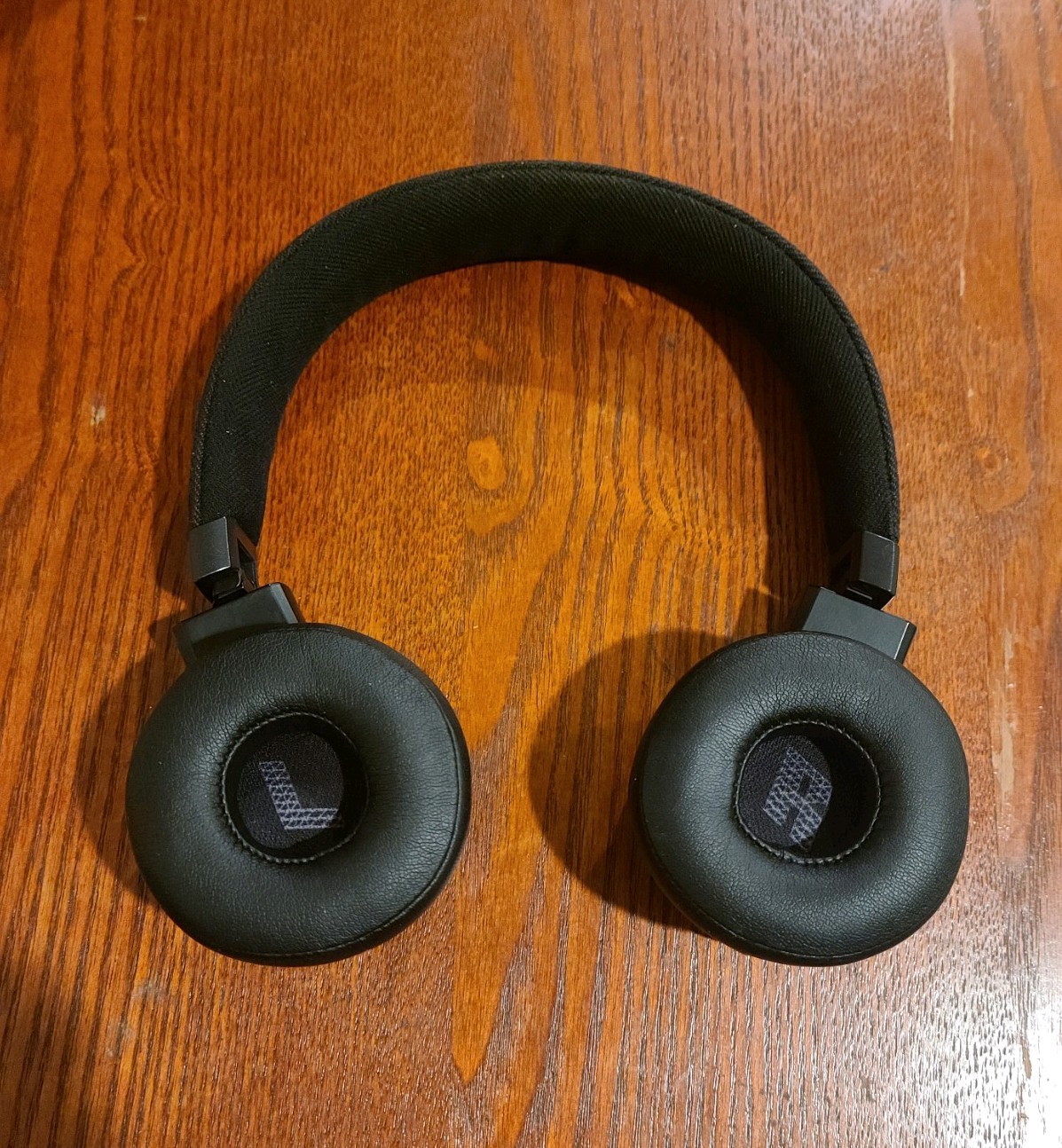 JBL LIVE 670NC Wireless Bluetooth Headphones Black ANC Noise Cancelling