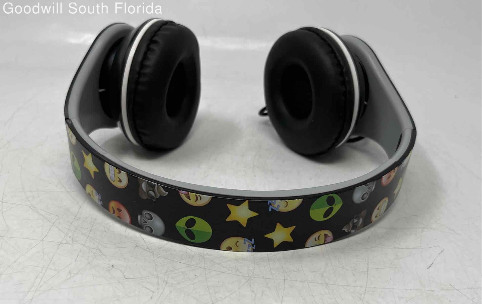 Black Gray Water-Resistant Wired Over The Ear Headphones Not Tested