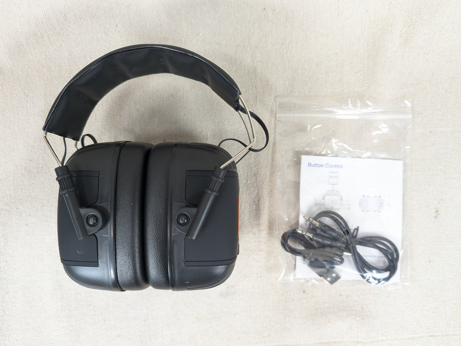 Tzumi Sound Guards Bluetooth Noise Isolating Earmuffs Model 8445 NRR 23dB USB-C