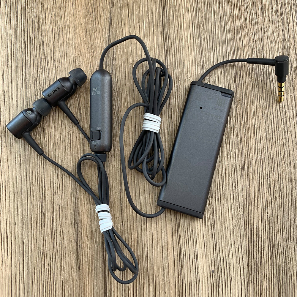 Sony EX750NA Wired Earphone In-Ear Noise Cancelling Headphones Bluck Packing