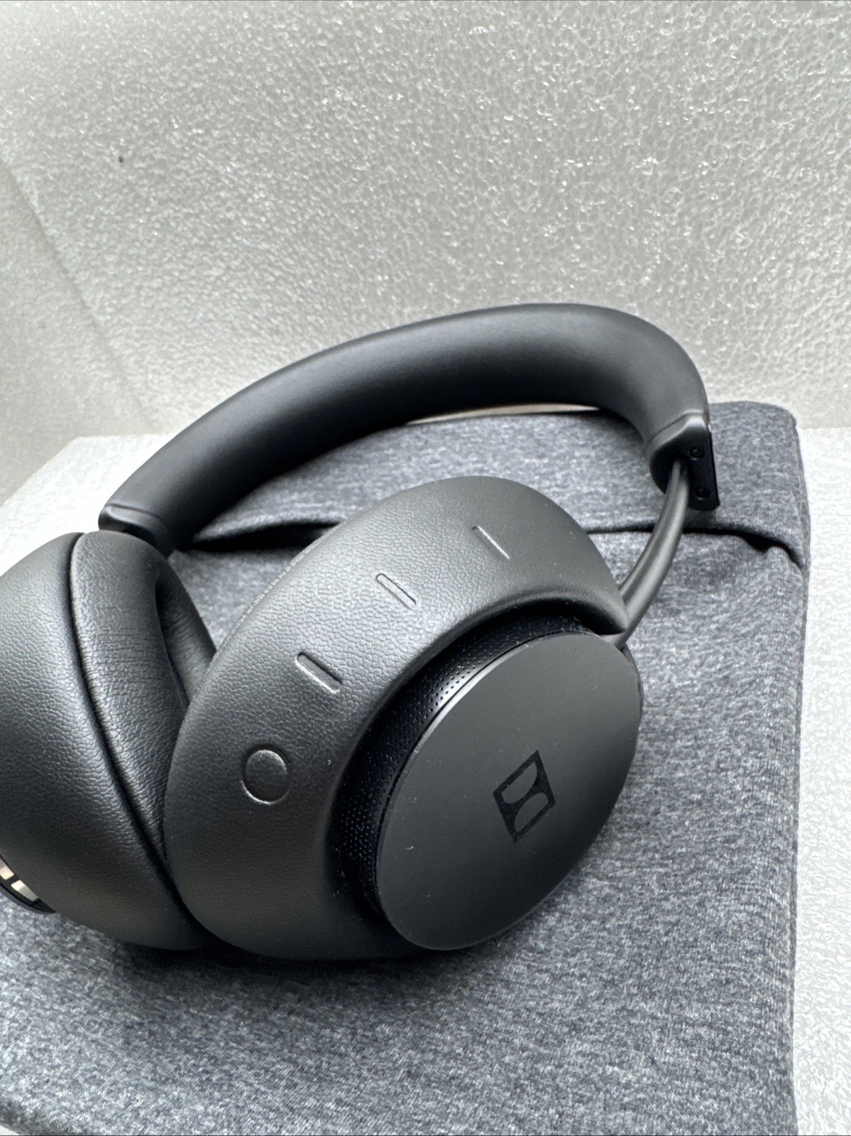Used Dolby Dimension Wireless Headphones – Active Noise Cancellation Grade A
