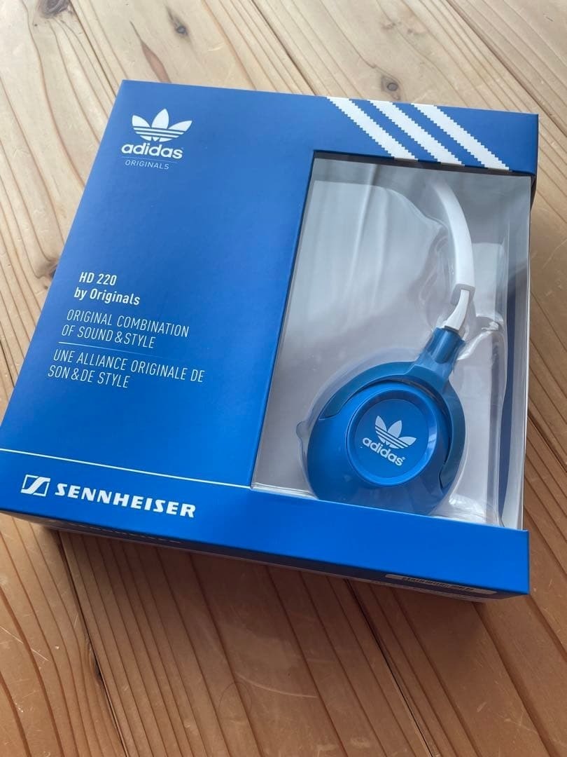 Sennheiser Adidas Originals HD 220 Headphones Still Sealed 2010
