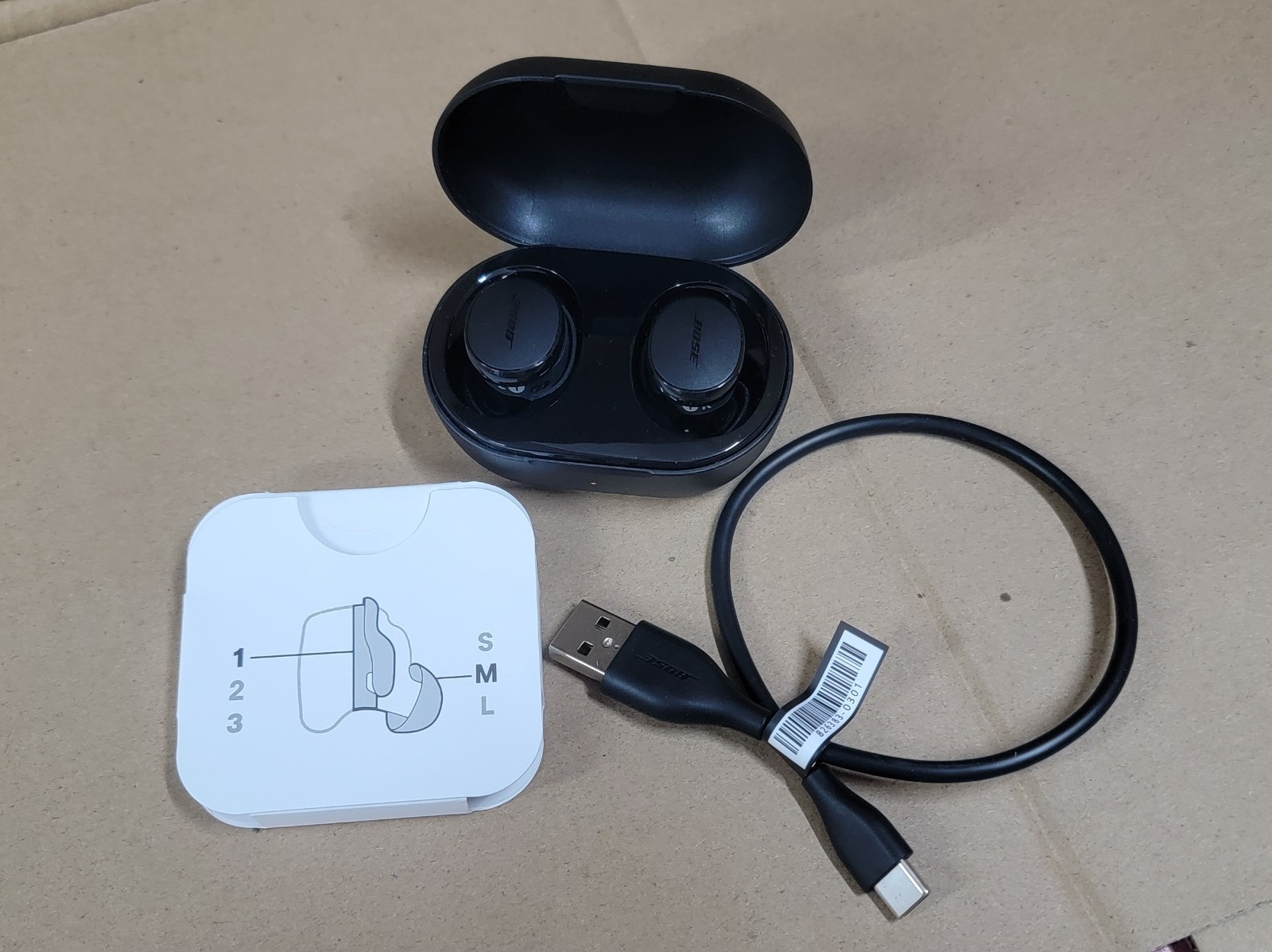 BOSE QuietComfort Wireless Bluetooth Noise Cancelling Earbuds Mic USB-C Black