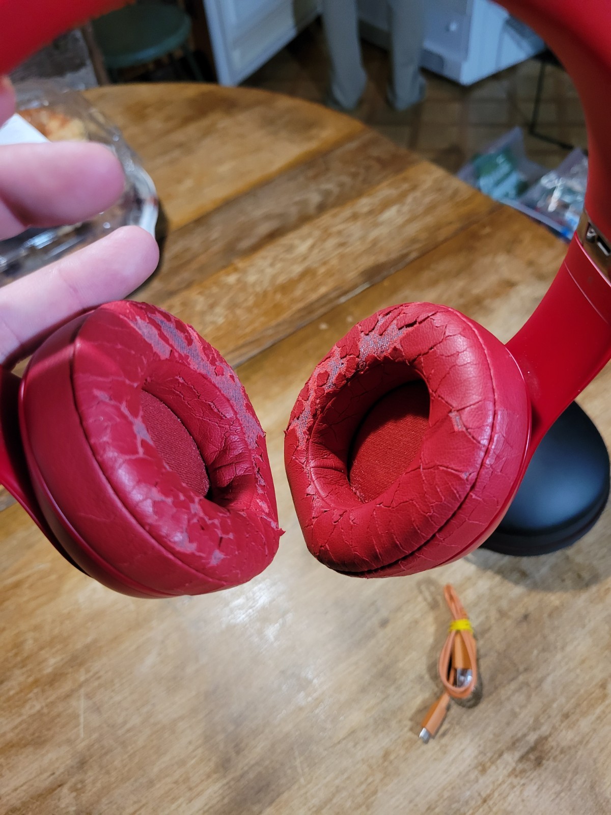 Beats Studio3 Wireless Bluetooth Over-Ear Foldable Headphones Red w/Case TESTED
