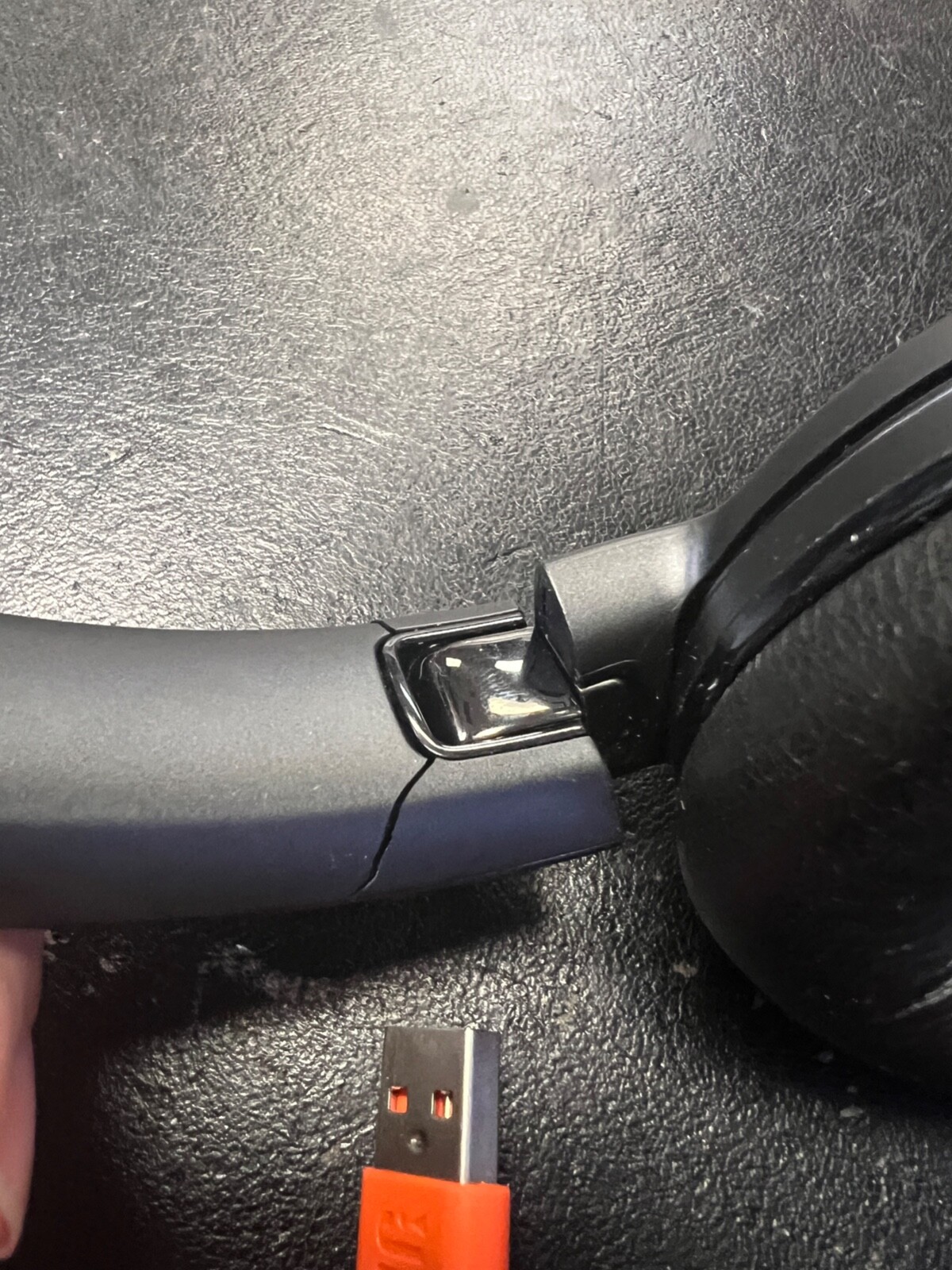JBL Tour One M2 Wireless Over-Ear Headphones BEEN REPAIRED-READ -205