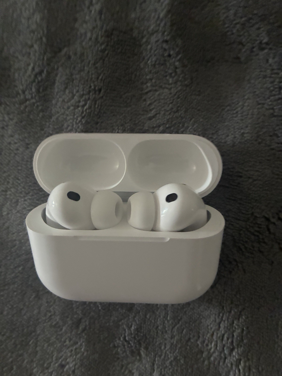 Apple AirPods Pro 3 White Wireless Bluetooth In-Ear Earbuds w/Case, Mic