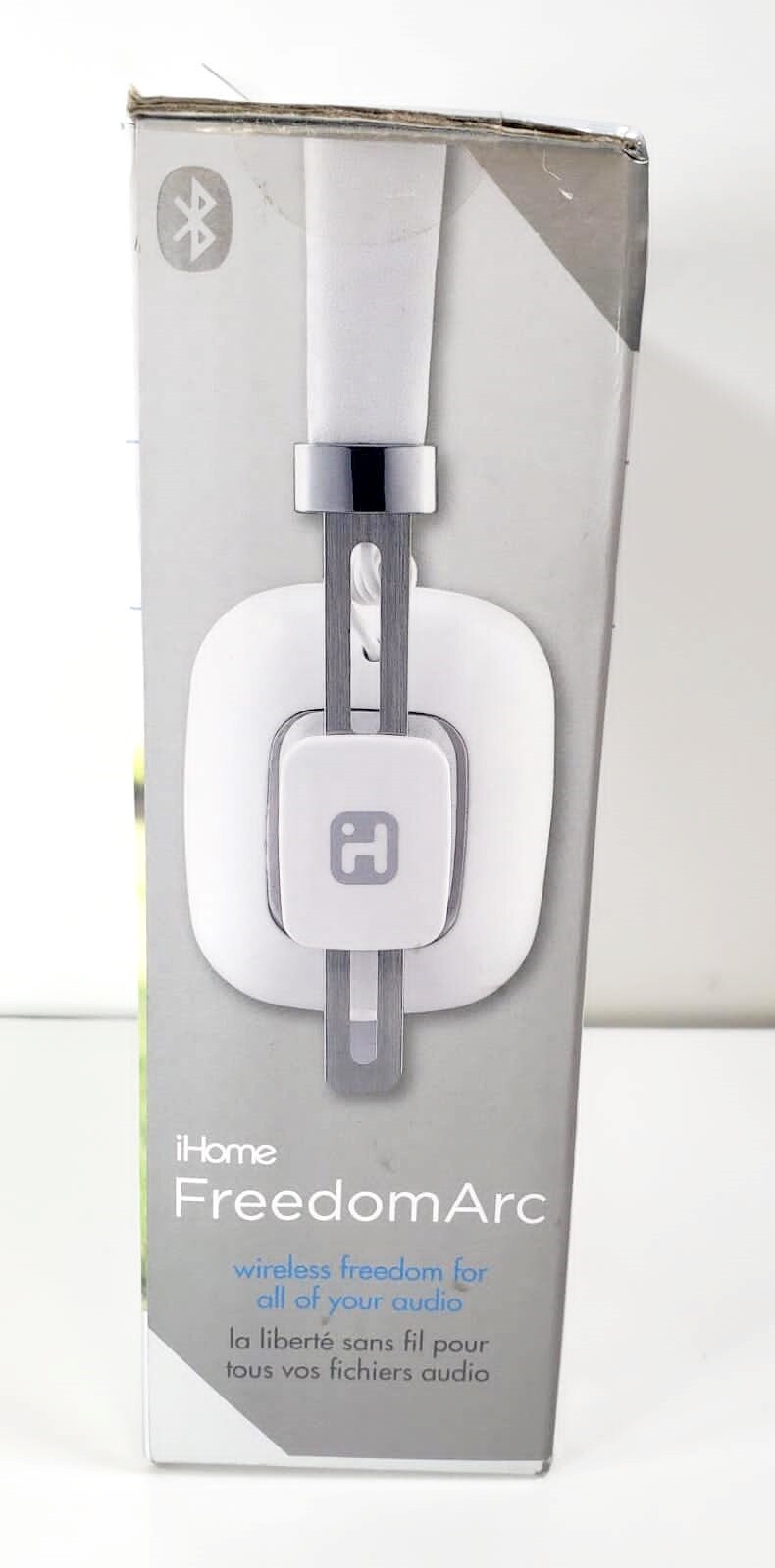 iHome FreedomArc IB81 Wireless Bluetooth Headphones with Mic/Remote