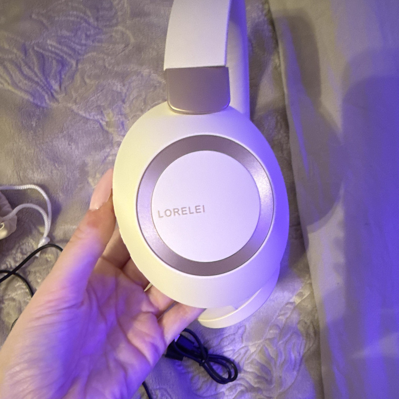 LORELEI White/Silver Noise Cancelling Bluetooth Headphones (used once, charger)