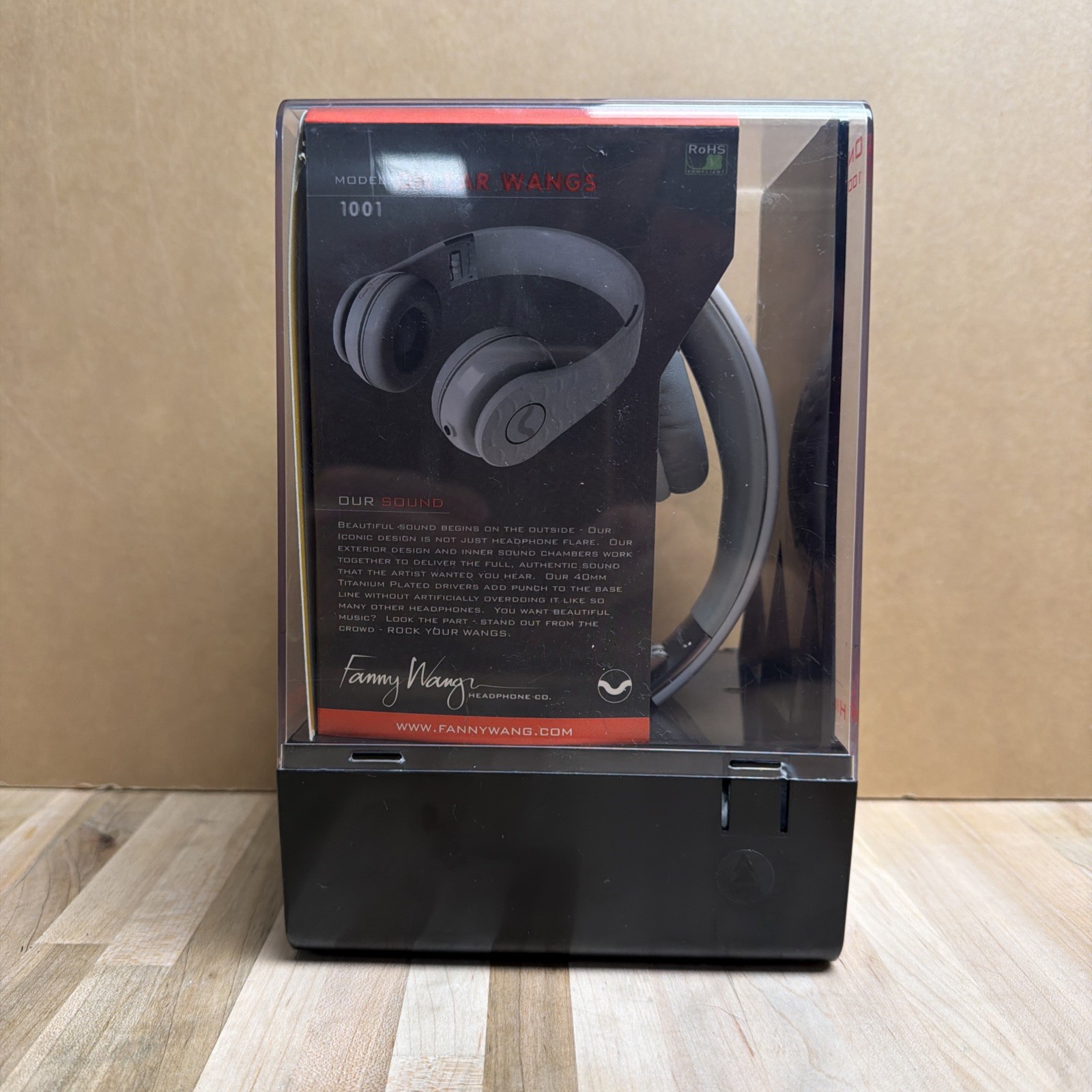 Fanny Wang ON EAR Headphones 1001