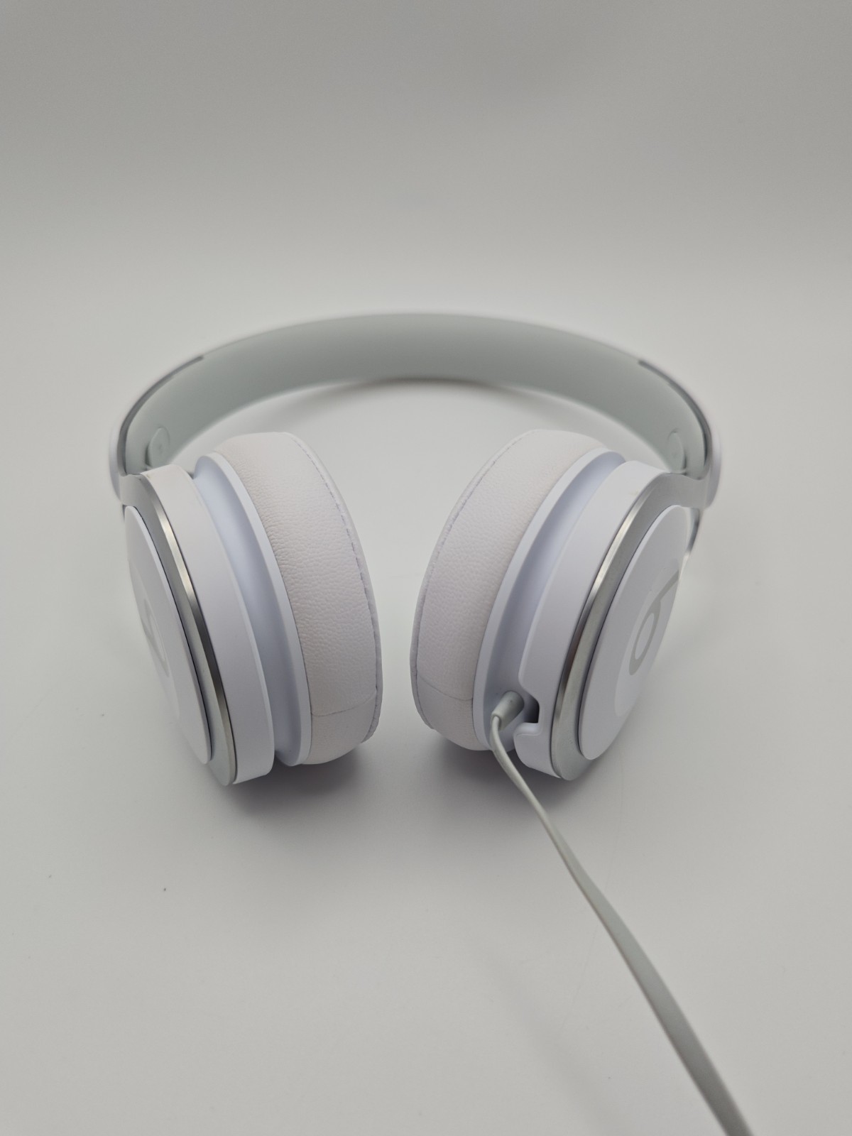 Original OEM Beats by Dr. Dre EP Wired On-Ear Headphones White 3.5mm Jack TESTED