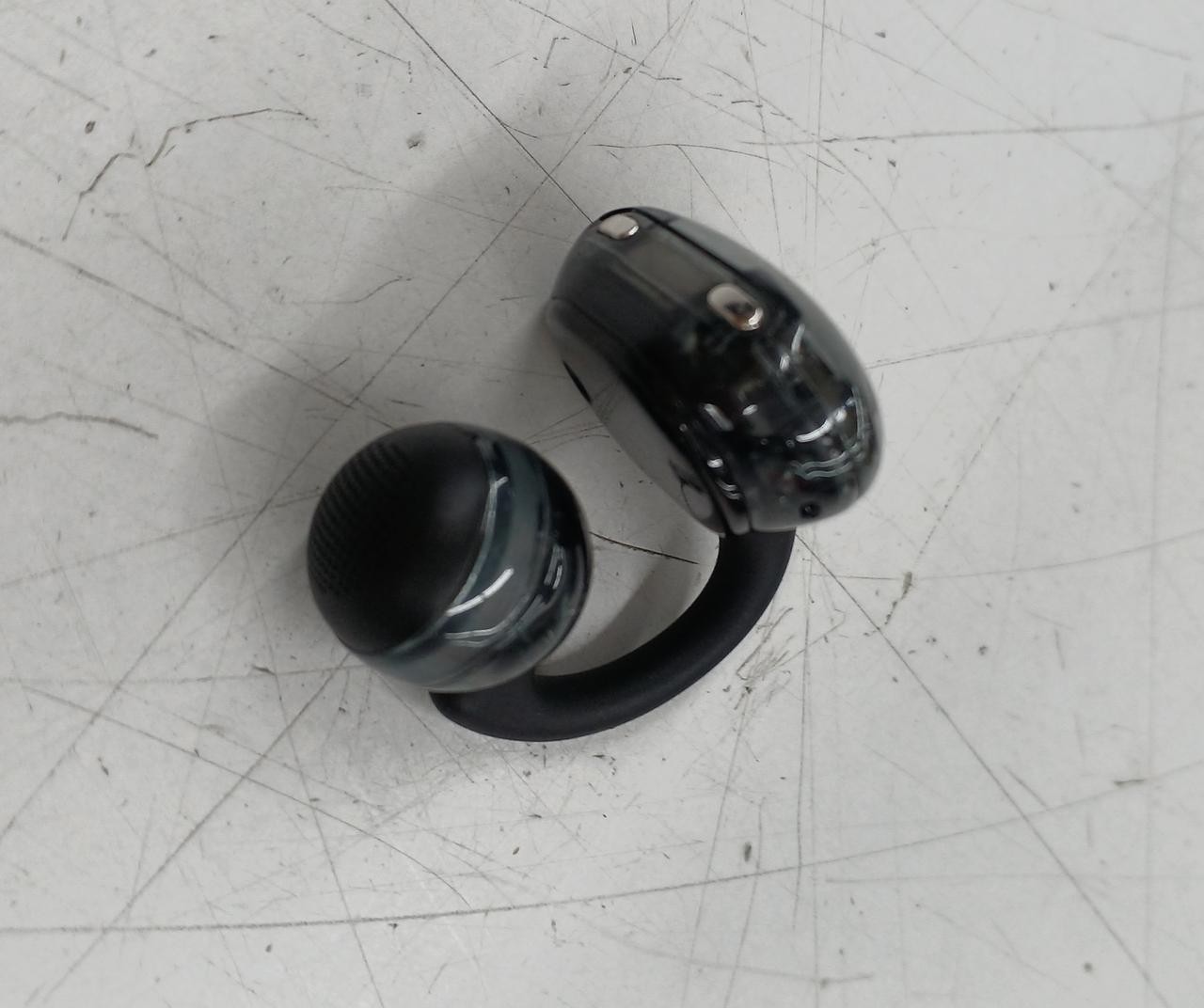 JBL SOUNDGEARCLIPS Wireless Earphones