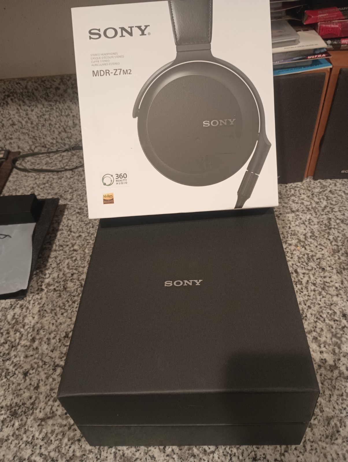 Sony MDR-Z7M2 Hi-Res Stereo Headphones Black – Open Box
