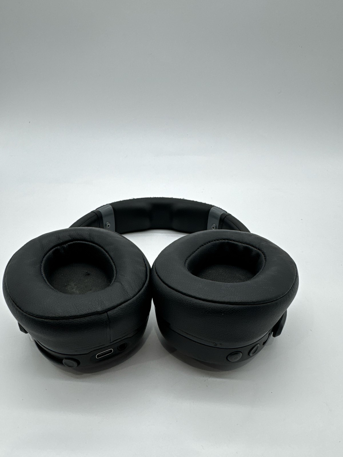 (BROKEN) Skullcandy Crusher Evo Wireless Over-Ear Headphones Bass Black