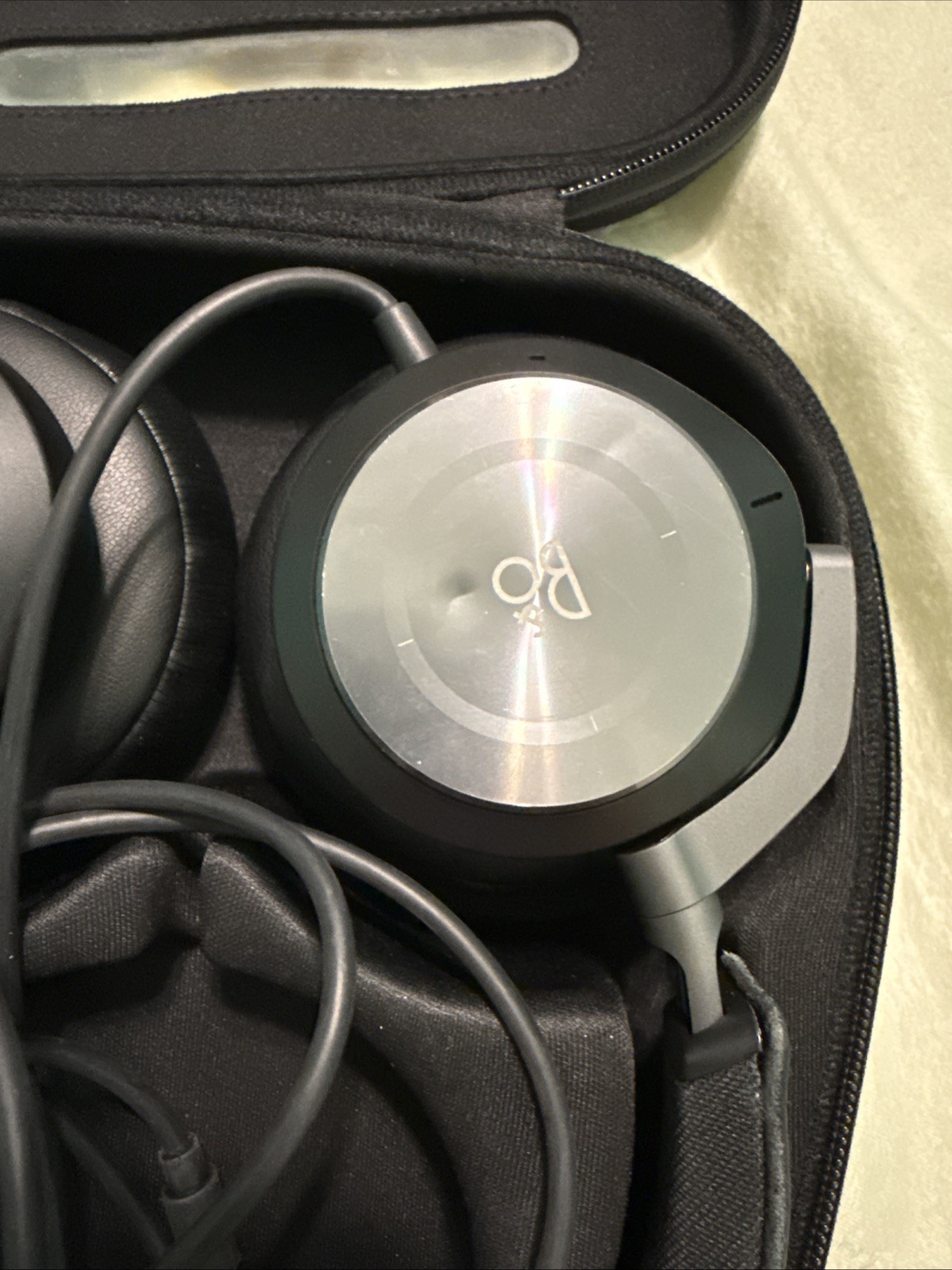 Bang & Olufsen American Airlines Flight Headphones 1/4” Jack w/ Case EUC Read