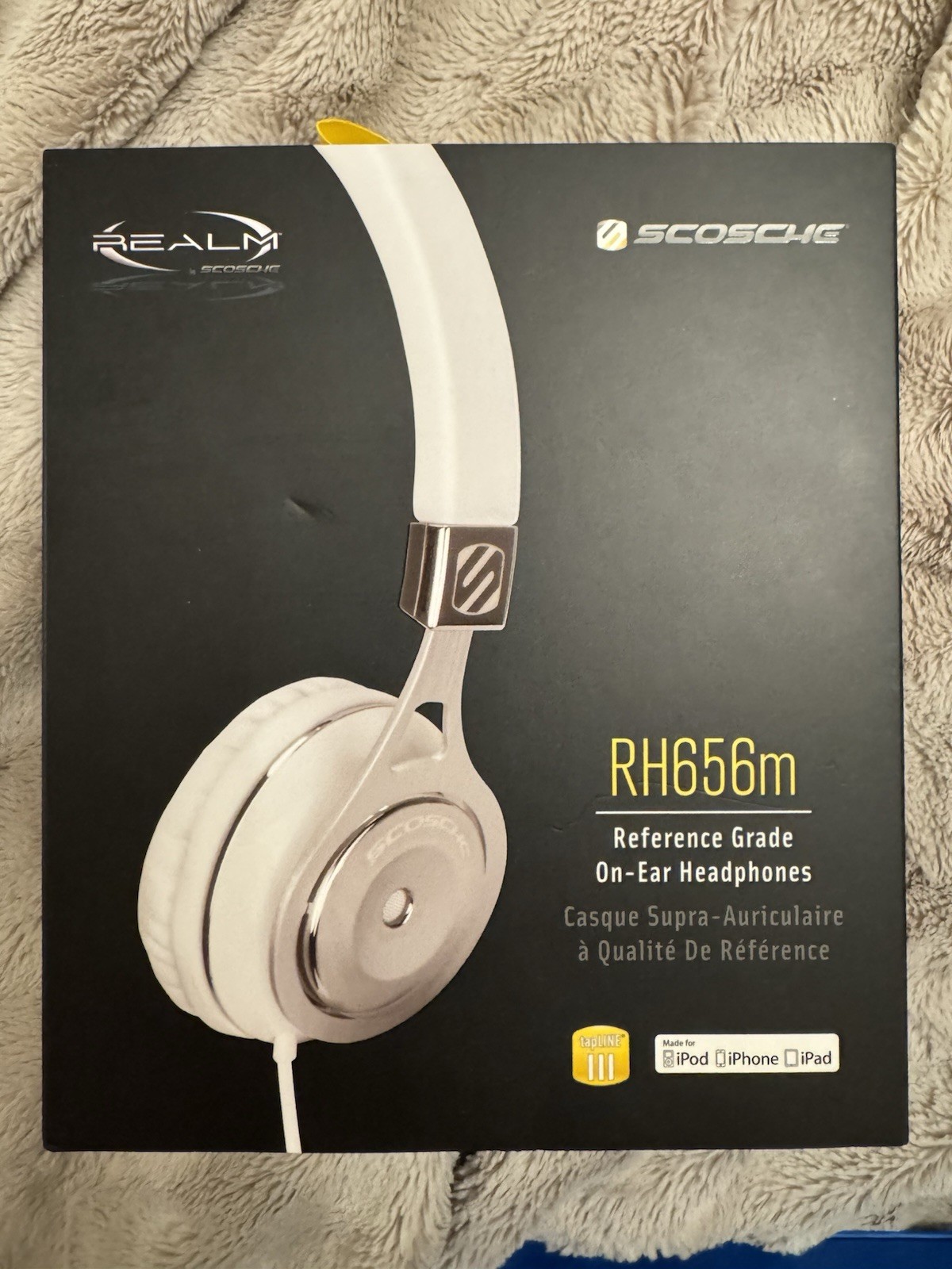 New Noise Isolation Headphones on-ear, Playback Controls, SCOSCHE RH656m, White