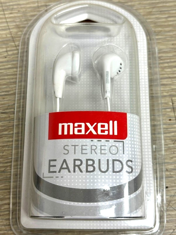Maxell Stereo Earbuds for iOS Smartphone Game Console MP3 MP4 with 3.5mm Jack