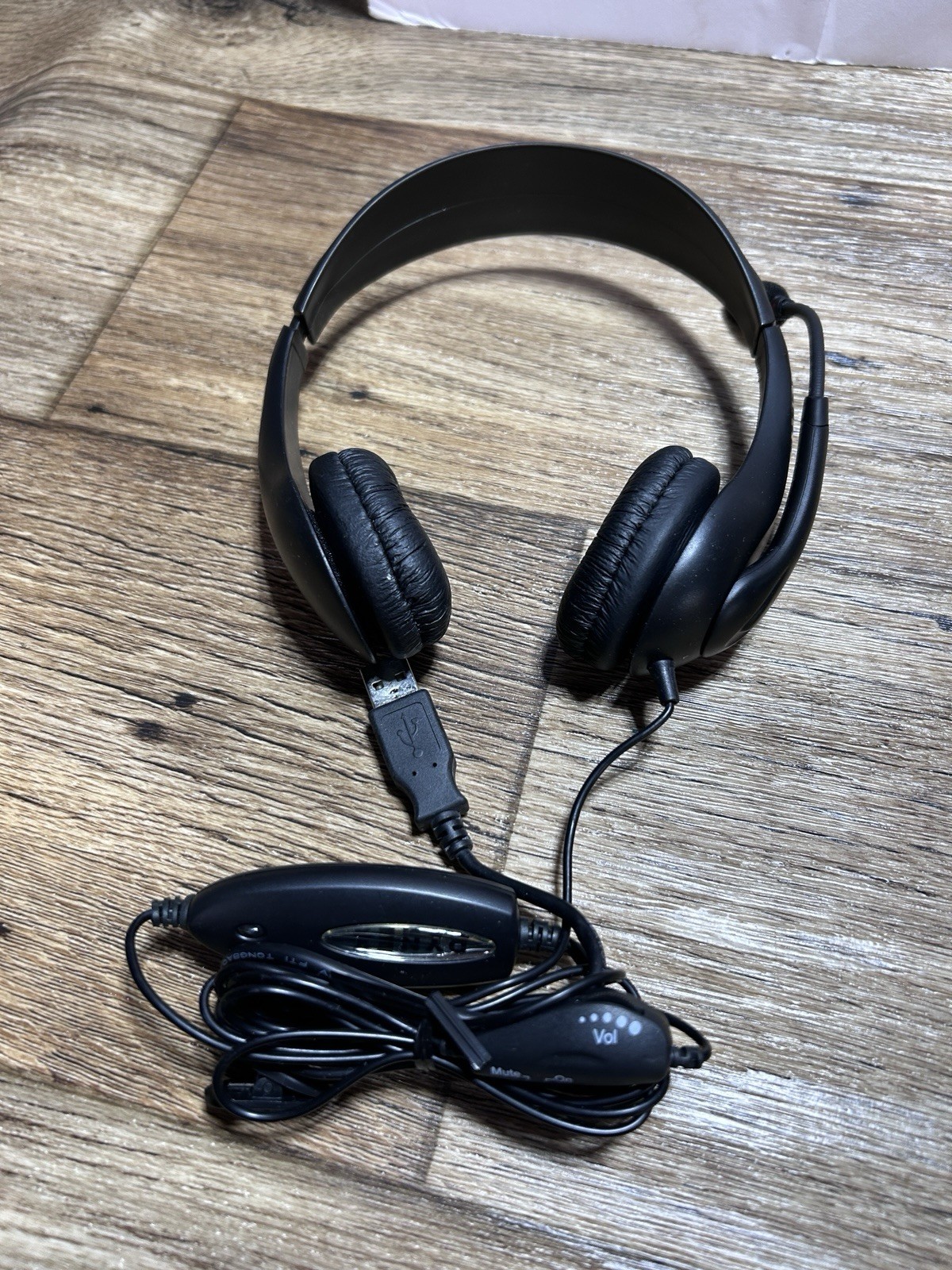 Bundle Lot of Headphones Assorted