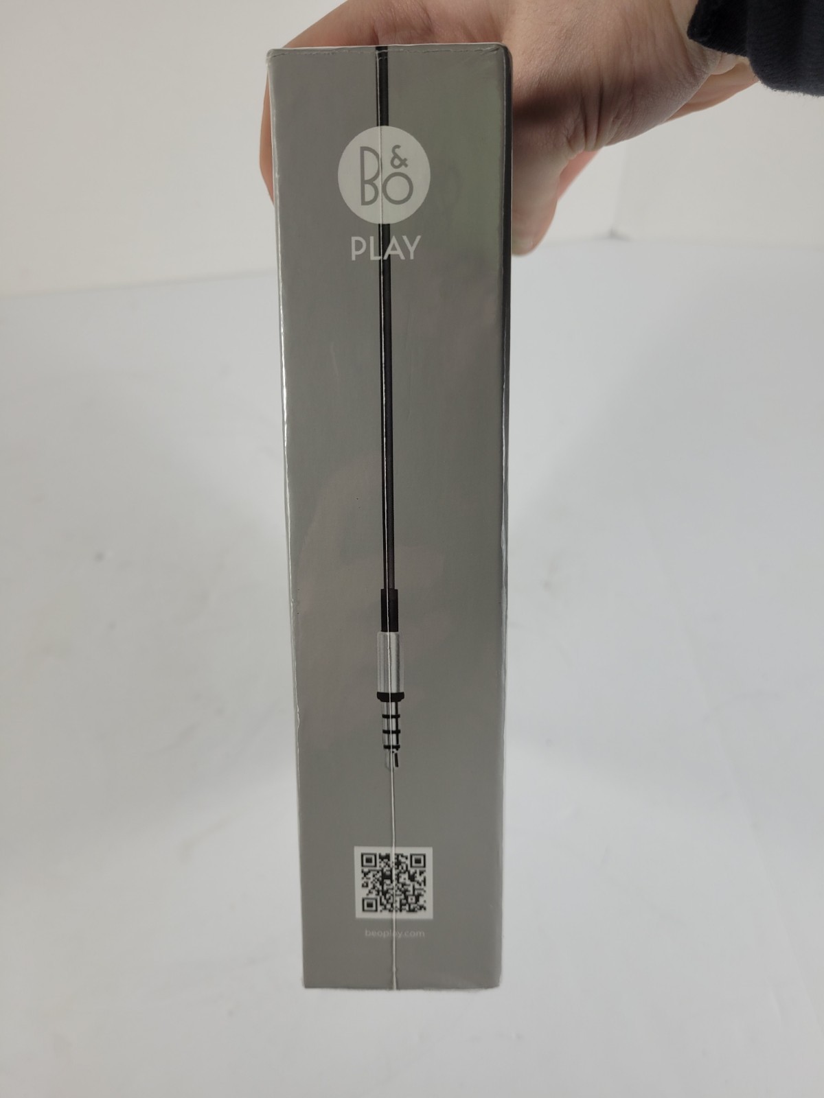 B&O Play by Bang & Olufsen Form 2i Wired Headphones New Sealed Ships Free
