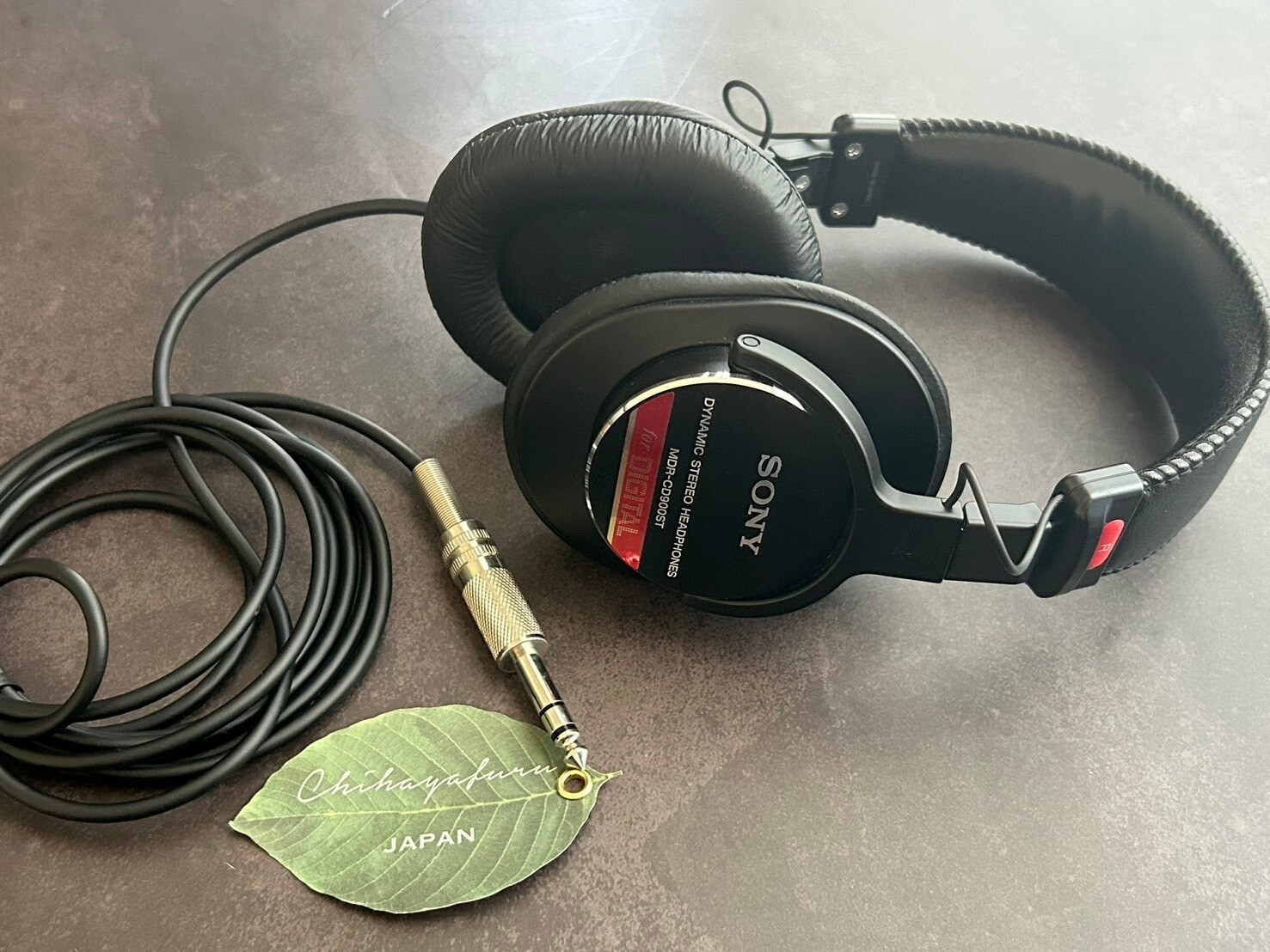 【MINT】 SONY MDR-CD900ST Stereo Headphones Professionals Black Fast Shipping