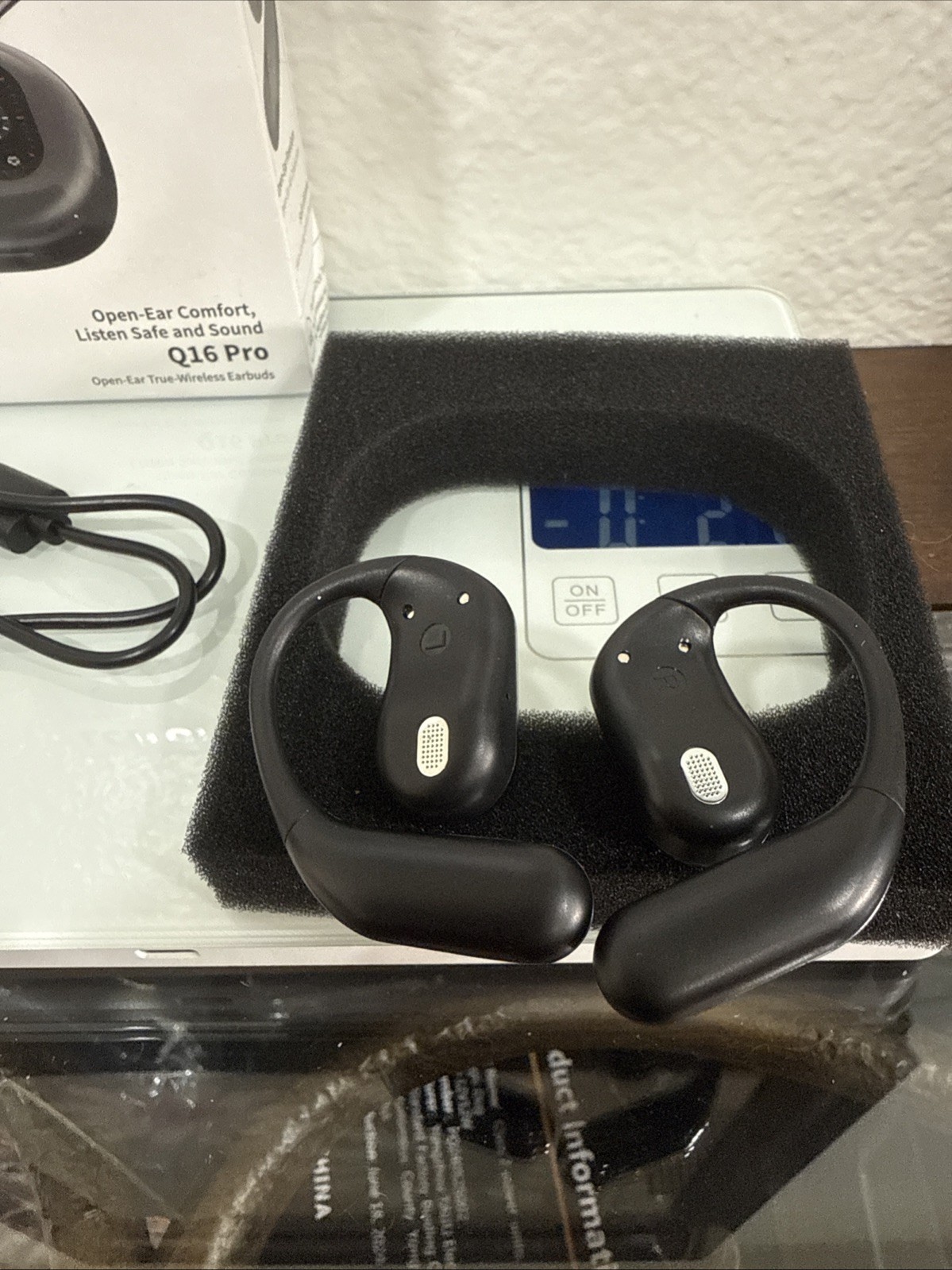 OPEN BOX -YYK-Q16 Pro LCD Open-Ear Wireless Earbuds | 80H Playback | IPX6