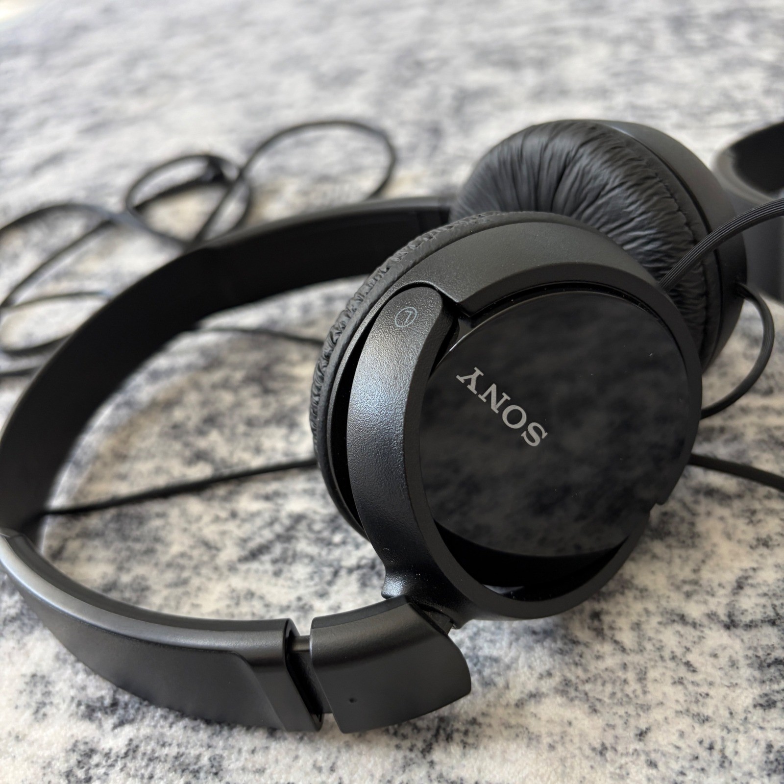 Sony 1-7-1 Wired Headphones Lot of 2 Unisex OS Black Folding On-Ear Tested Works