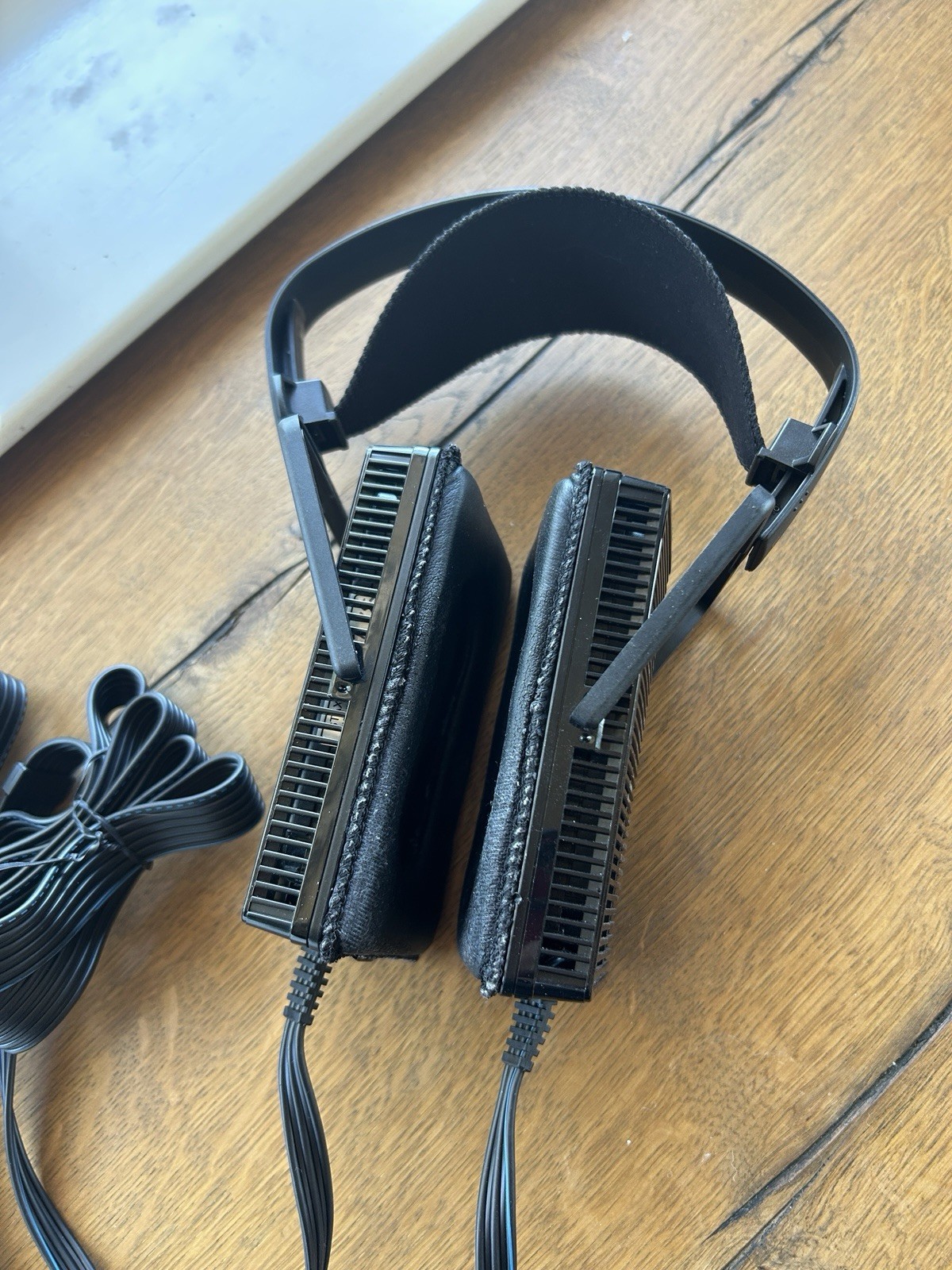 Stax SR-L300 Lambda Series Black Headphones Electrostatic Earspeakers Tested