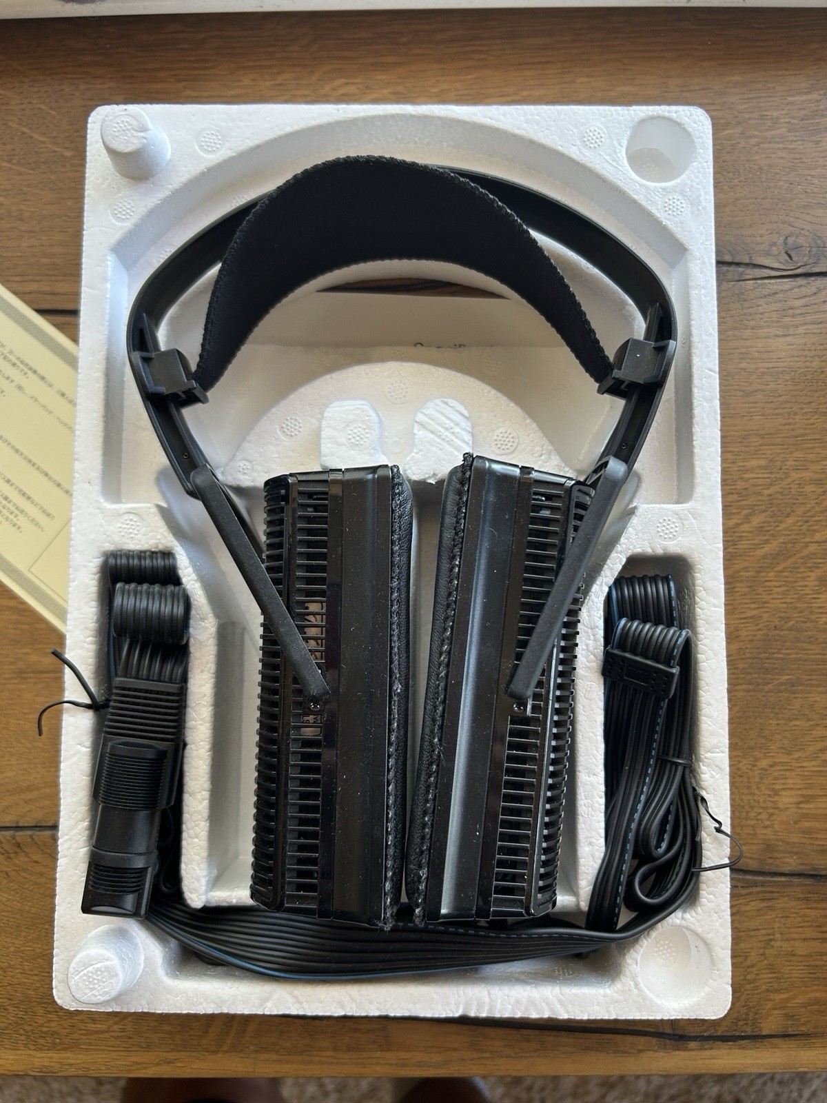 Stax SR-L300 Lambda Series Black Headphones Electrostatic Earspeakers Tested