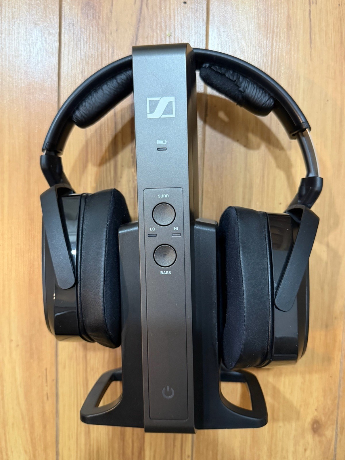 Sennheiser RS 175 TV Headphones -HDR 175 / TR 175 Receiver