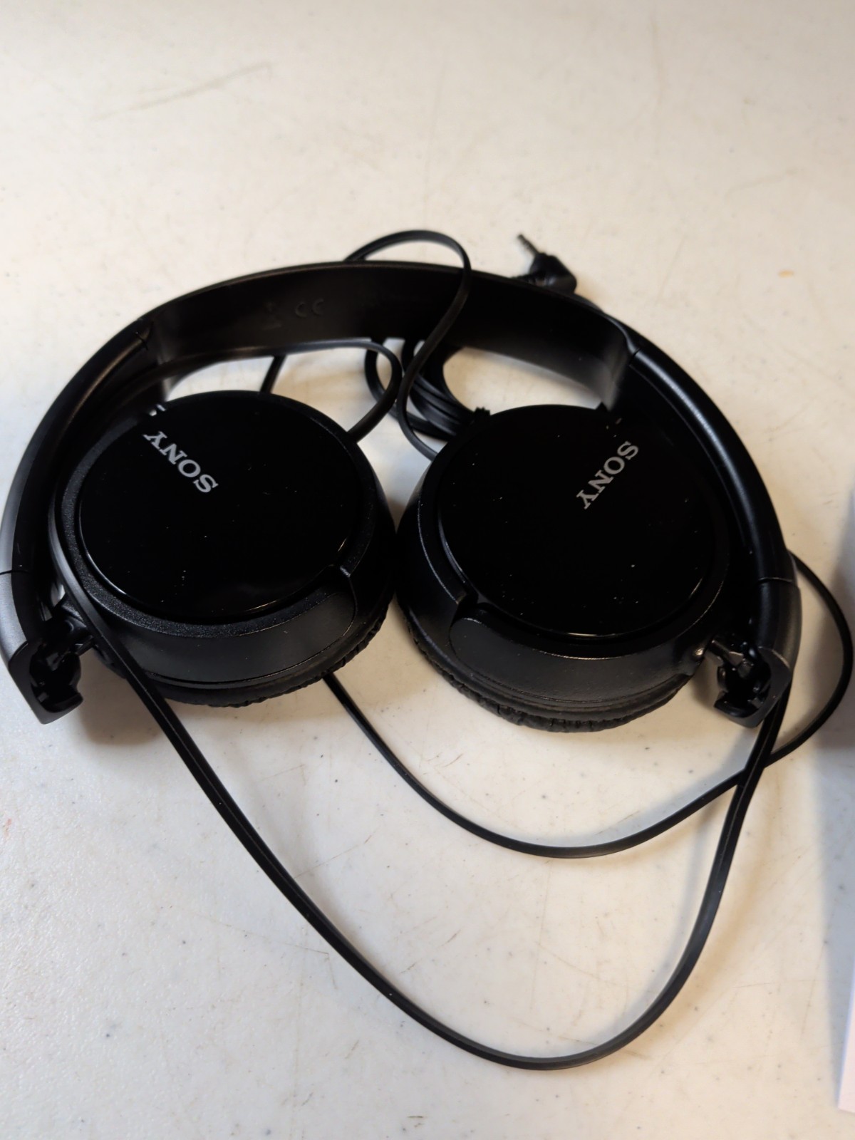 Sony MDR-ZX110 Stereo Monitor Over-Head Headphones Black MDRZX110 New