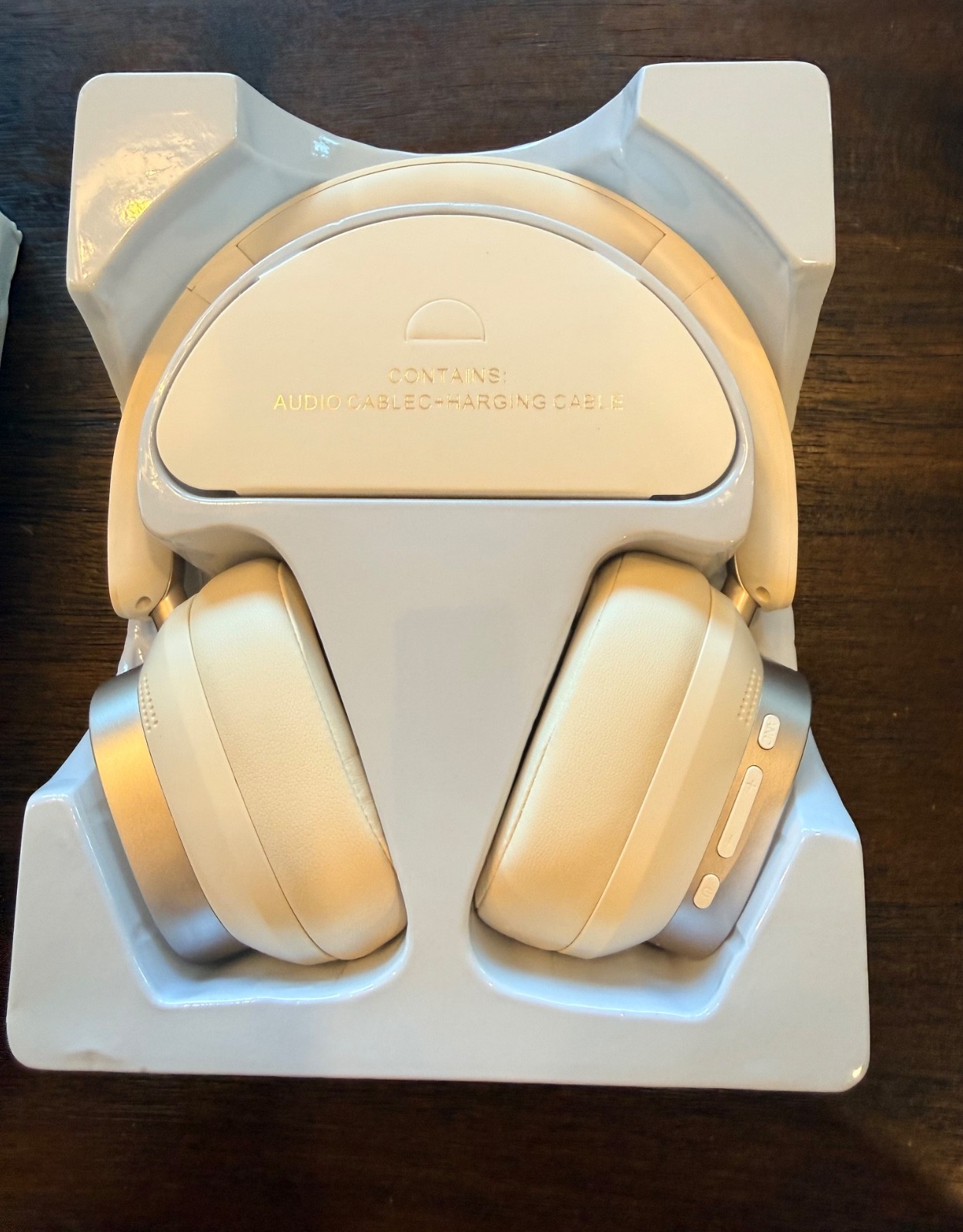 NEW ACER Over Ear Headphones OHR633 in Cream