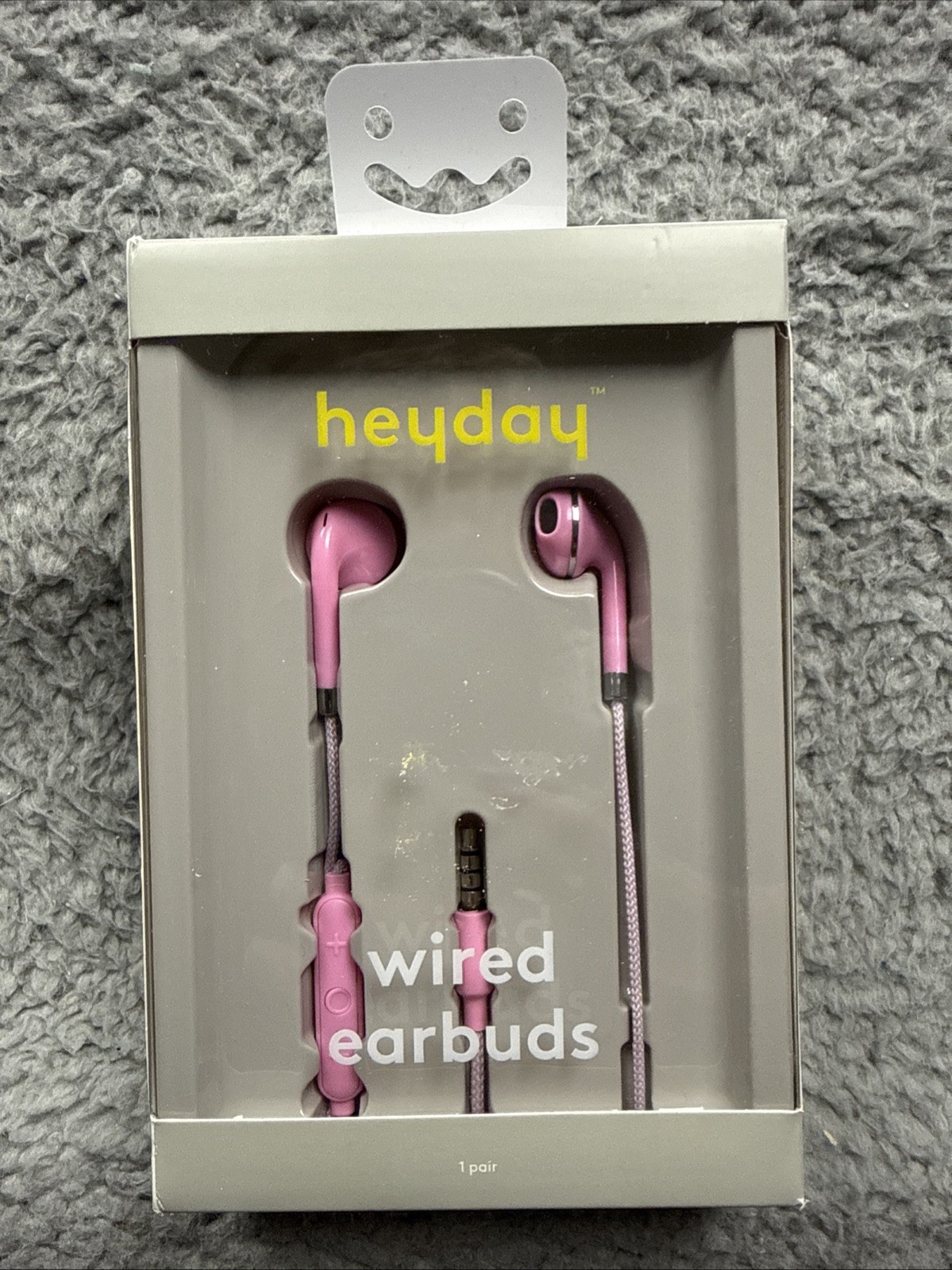 heyday Artist Seriies Wired Earbuds with Al Dettmann – 3.5MM Plug – Candy Pink
