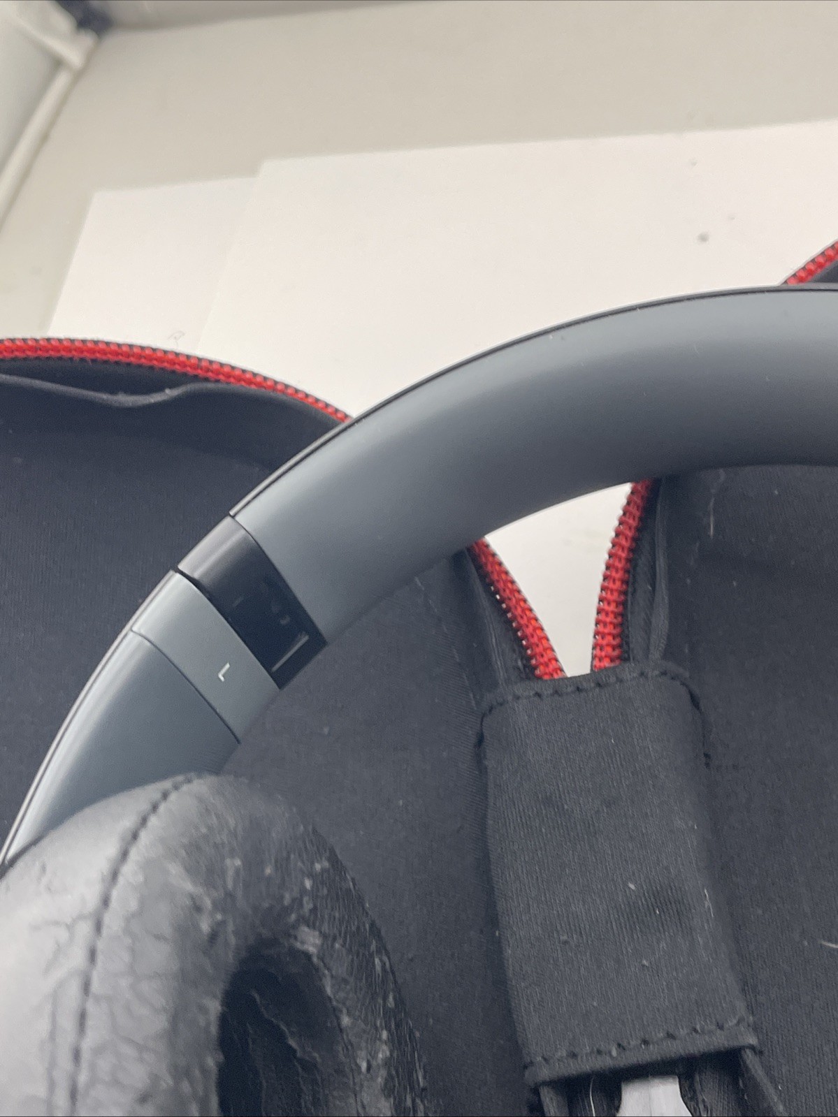 Beats By Dr. Dre Studio 2.0 Wired On-Ear Black Red