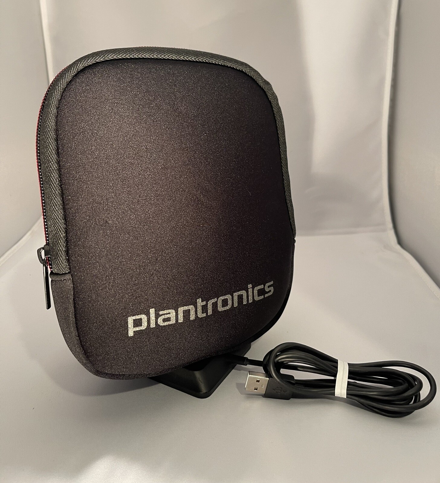 Plantronics Voyager UC B825 On-Ear Headset – Black (202652-10)
