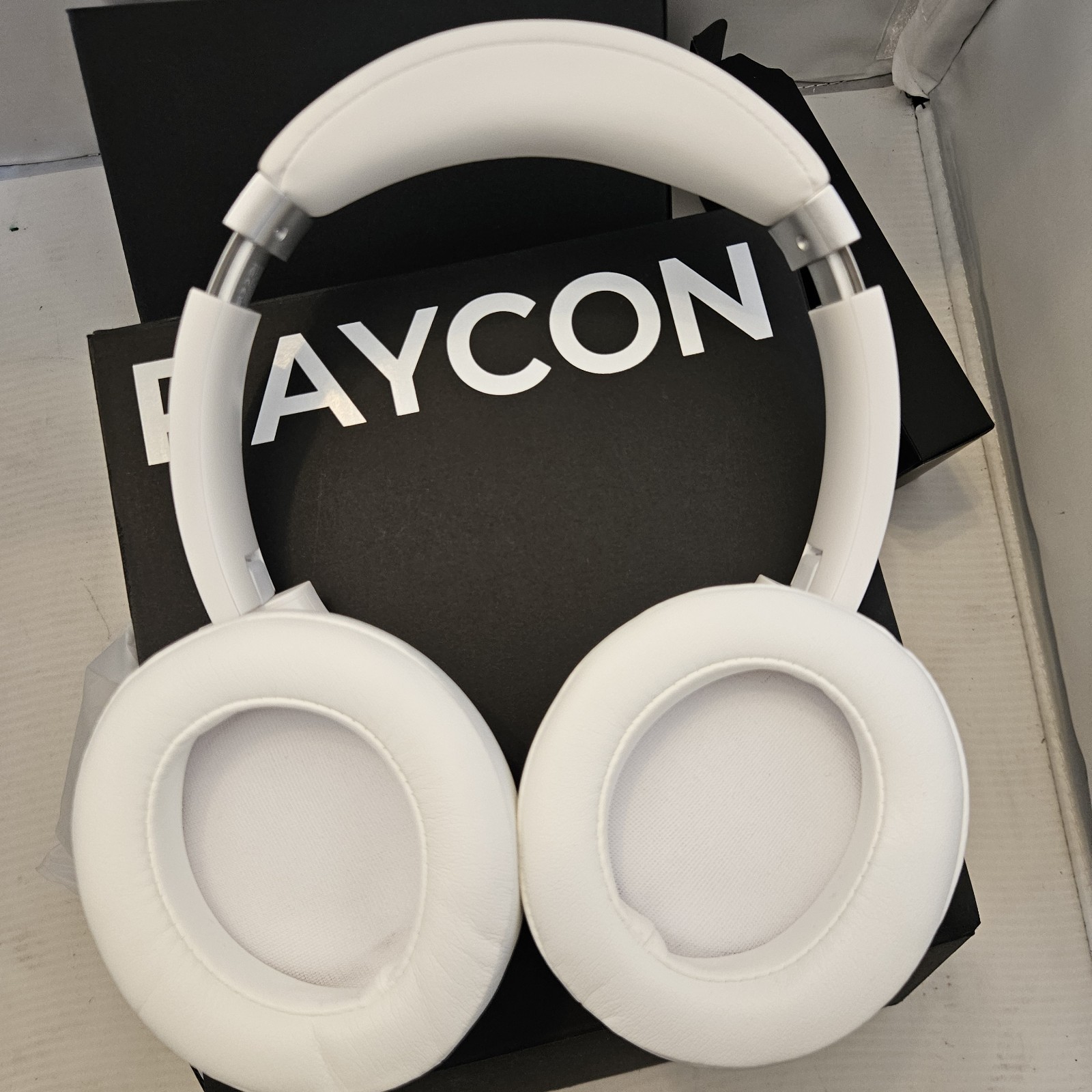 Raycon Everyday Headphones, White