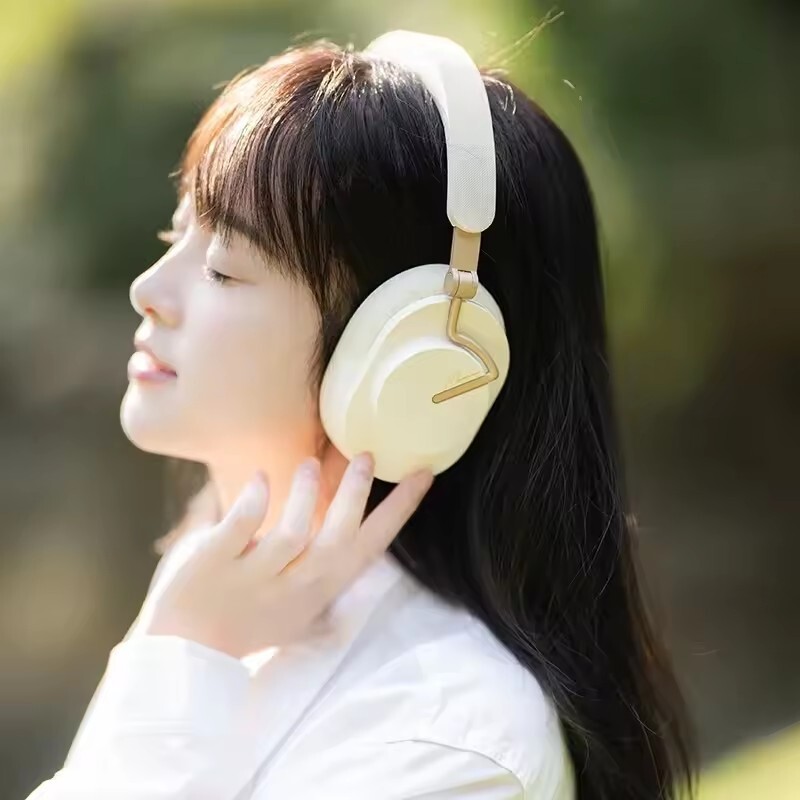 Moondrop Edge 40mm Dynamic Driver Wireless Headphone