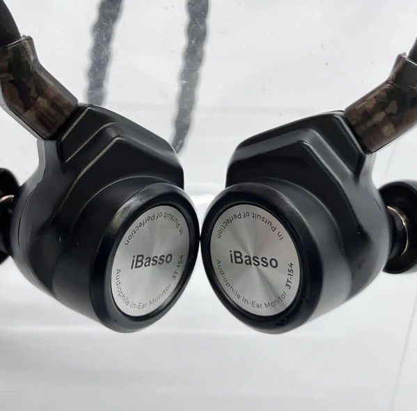 iBasso Audio 3T-154 Dynamic Driver In-ear Monitor IEM Earphone Black Used Japan