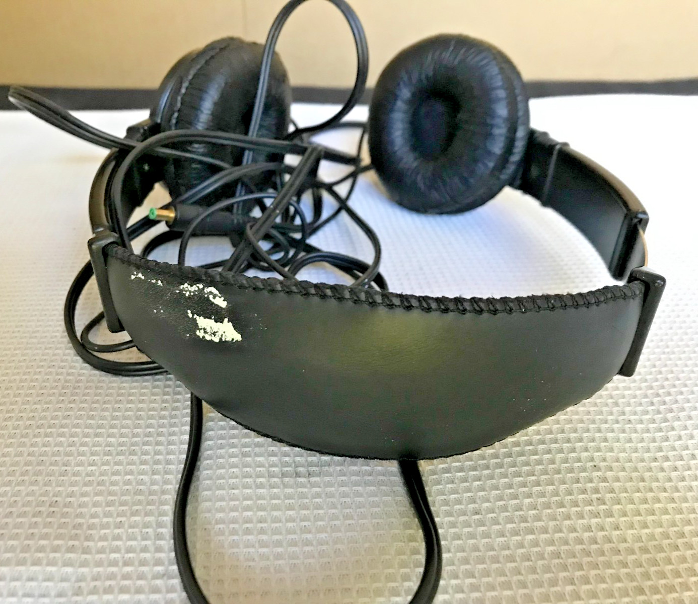 Set of three earphones: Labtec MP350, Recton & Sony, NOT tested & May Not Work