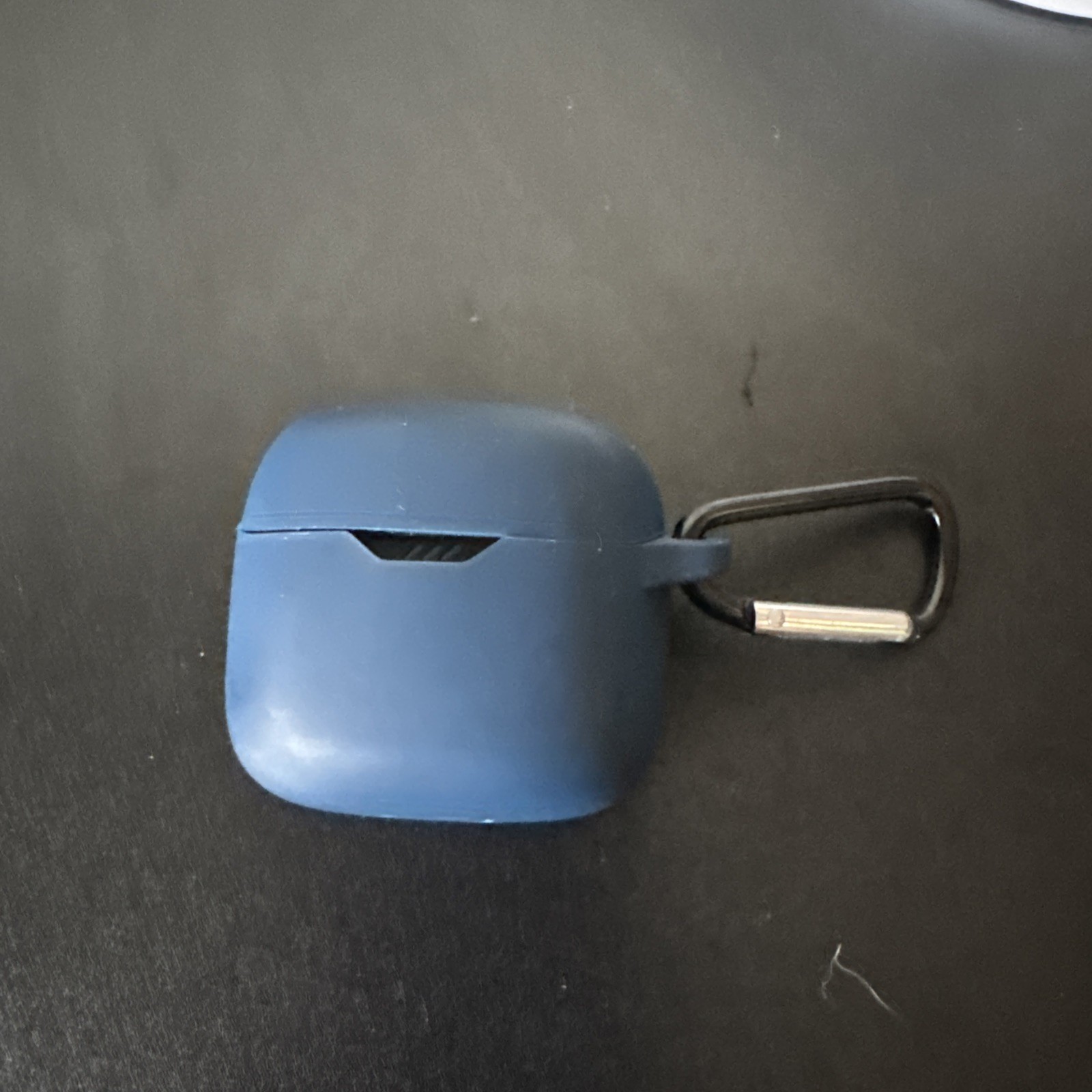 JBL Tune Flex Wireless Ear Buds. Comes With Charger, Earbud Sizes, And Case