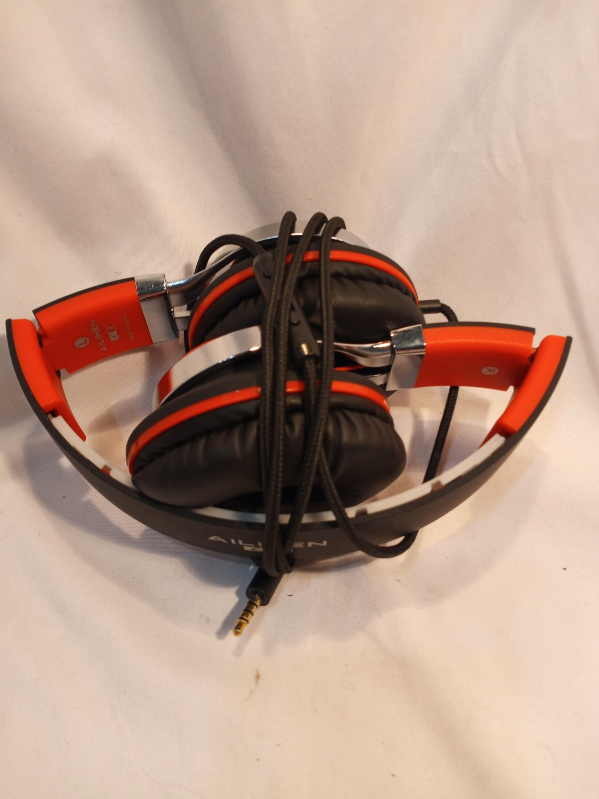 AILIHEN C8 Headphones Wired, On-Ear Headphones with Microphone and Volume Con