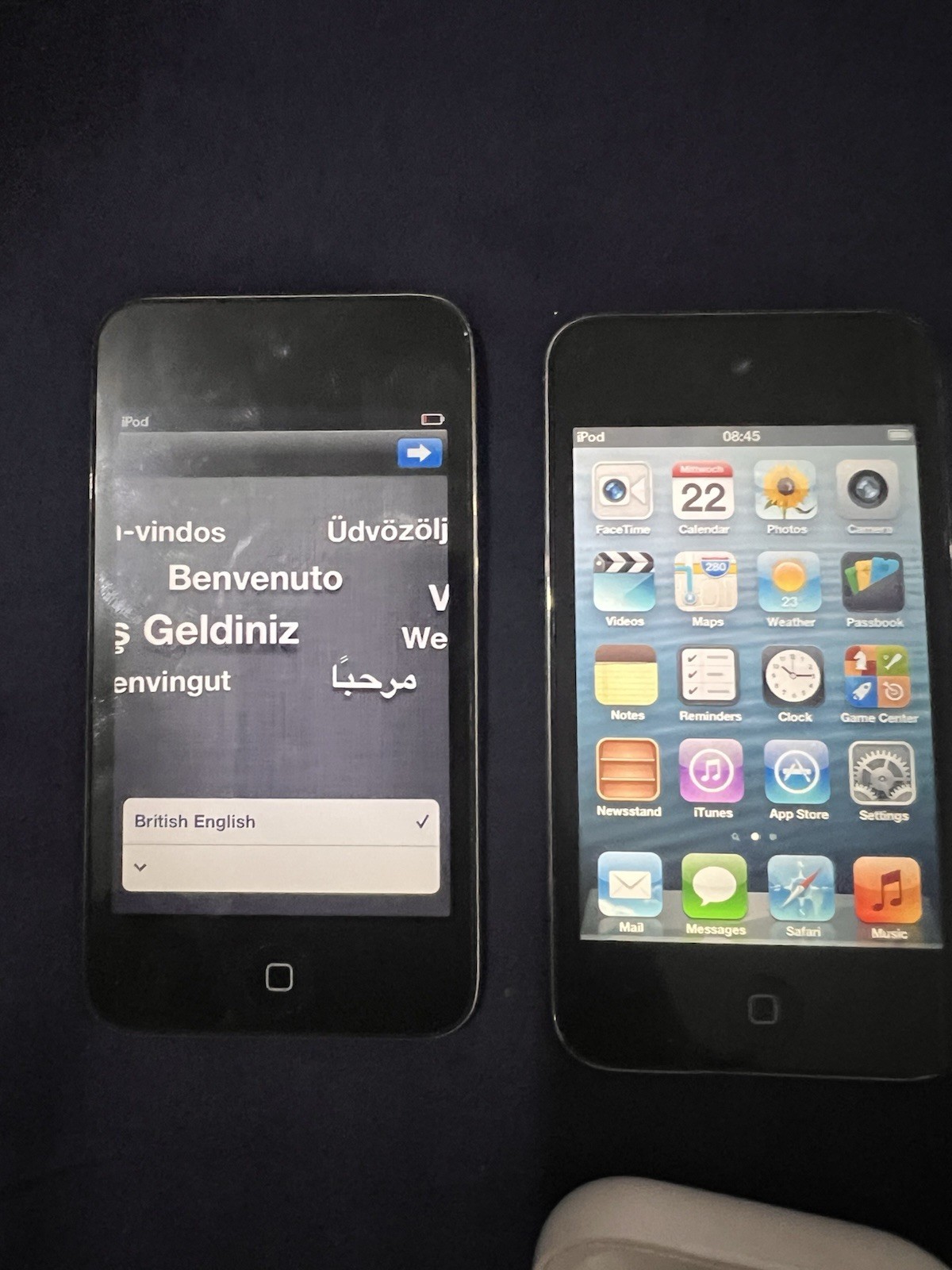 Apple AirPod pro A2190 + 3x iPod Touch, iPod Nano, iPhone 4 Bundle – Read Descri