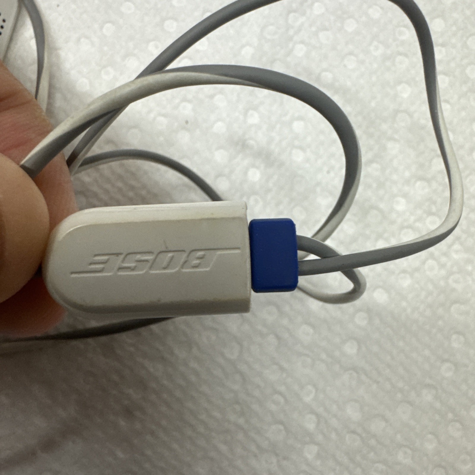 Bose SoundSport – Wired 3.5mm In-Ear Headphones – Frost White – Used