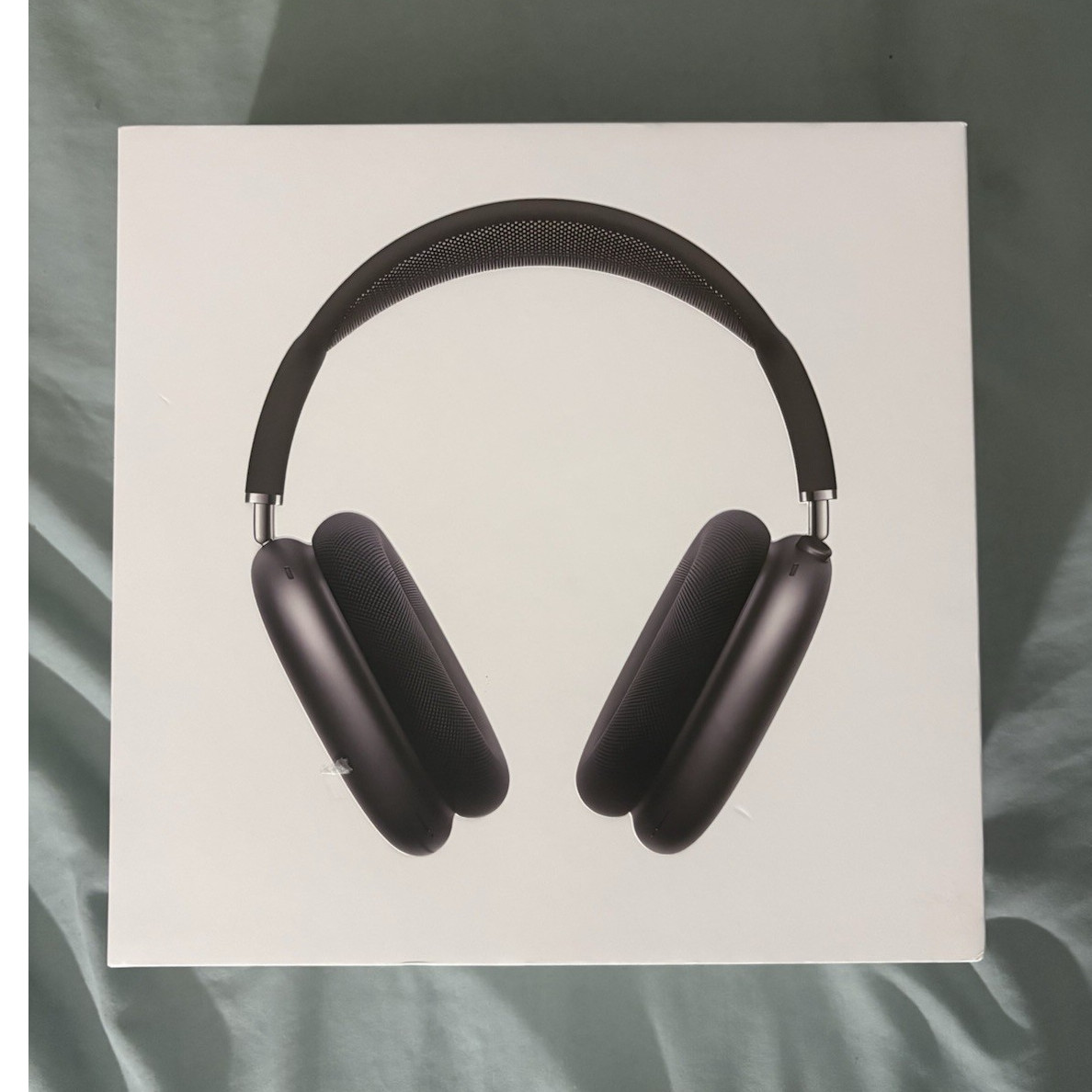 Apple AirPods Max Black Over-Ear Wireless Bluetooth Headband Headphones