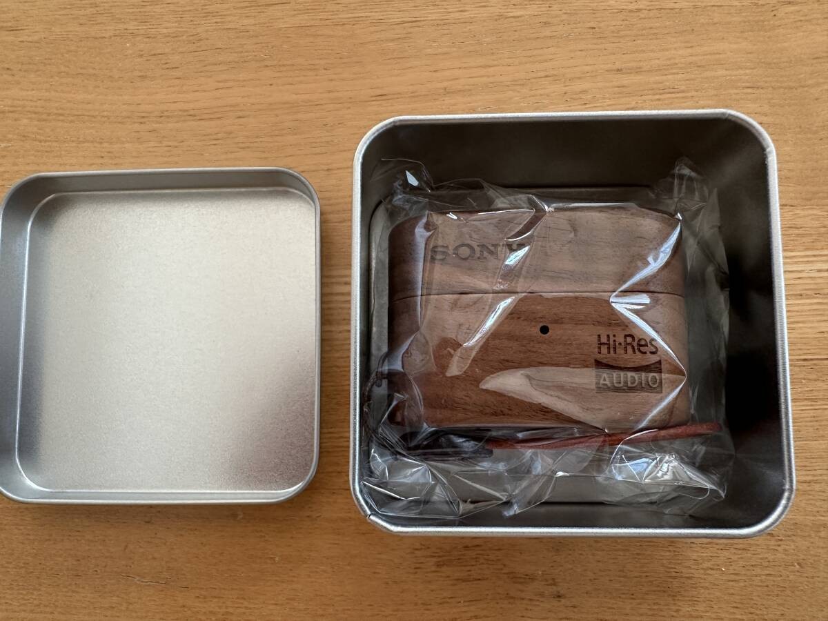 SONY WF-1000XM6 handmade walnut wooden case