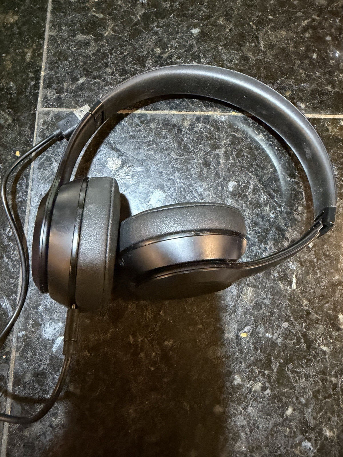 Beats by Dre Solo 3 Wireless Bluetooth Headphones Black NT