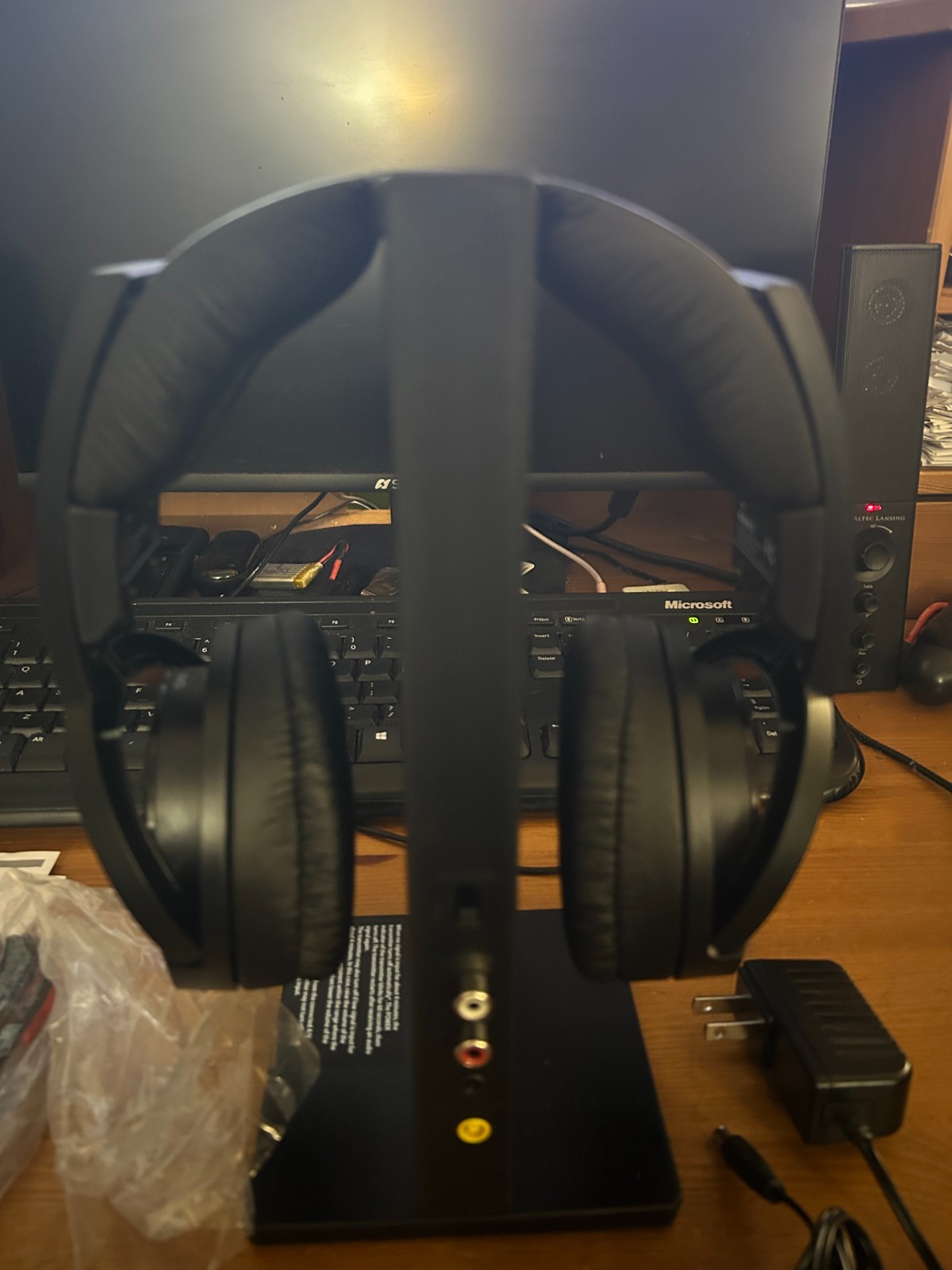 Sony Wireless Over Ear Headphones Black MDR-RF985RK