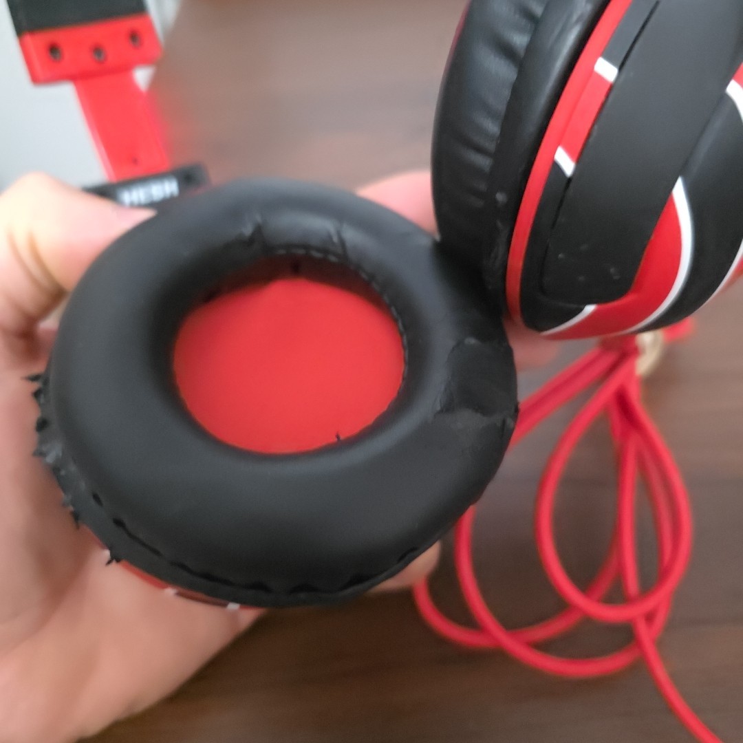 Skullcandy Headphones HESH2 Wired Ac Milan Soccer Team SGHSFY-124 Rare Used D