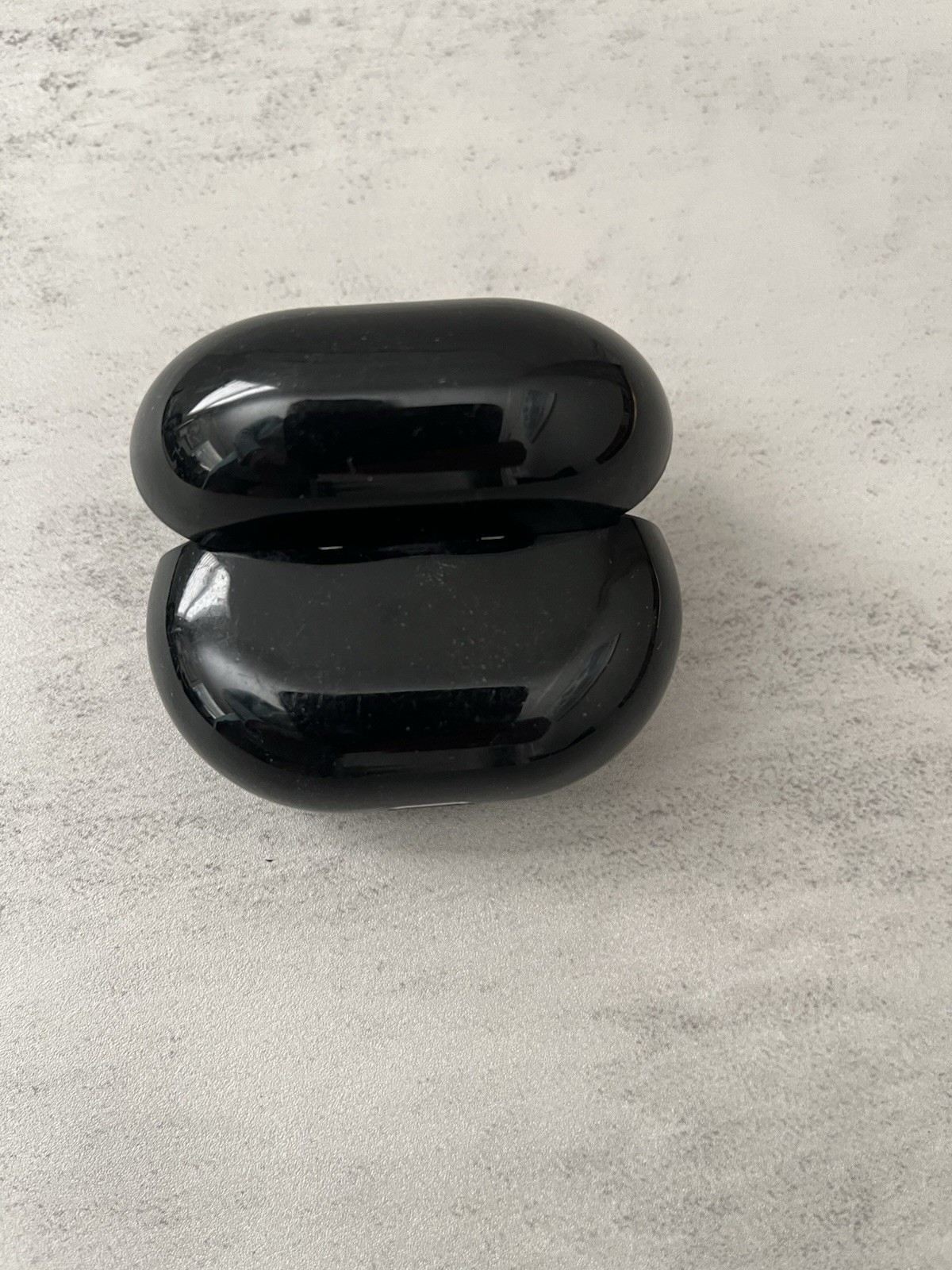 Helix Black True Wireless Bluetooth In-Ear Earbuds w/ Charging Case & Mic