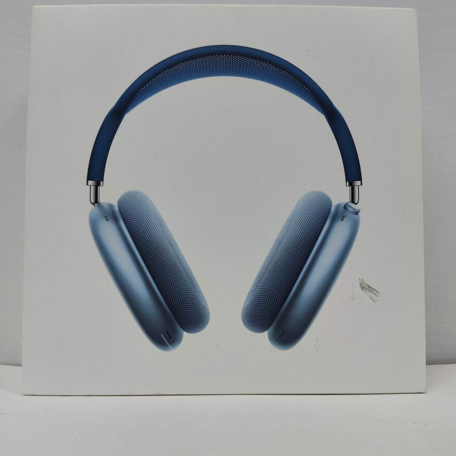 Apple AirPods Max Wireless Over-Ear Headphones Sky Blue MGYL3AM/A